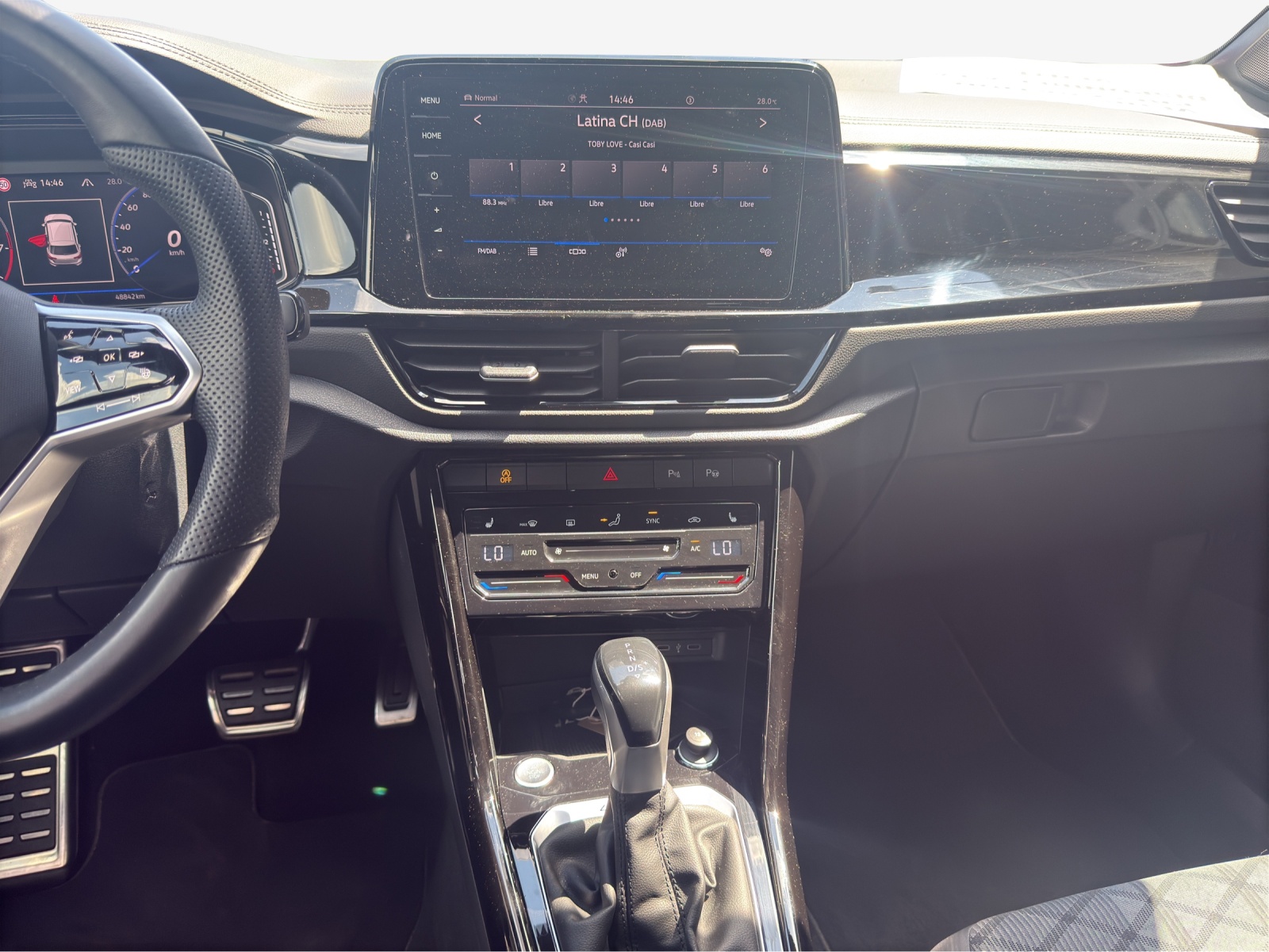 VW T-Roc 2.0 TSI R-Line DSG 4Motion-image-10