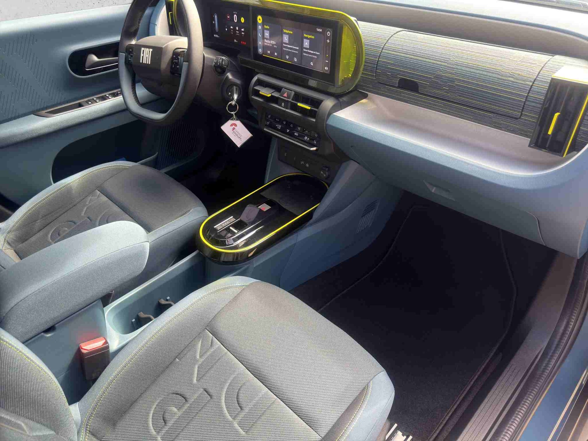 FIAT Grande Panda 1.2 Hybrid Icon-image-12