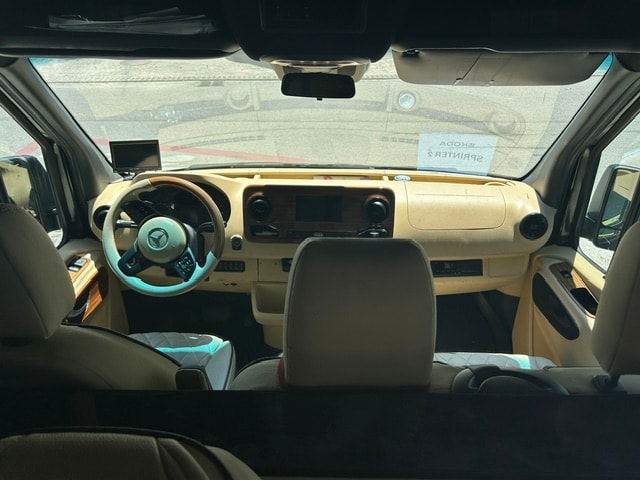 MERCEDES-BENZ Sprinter 516 CDI Extralang 7G-TRONIC-image-4