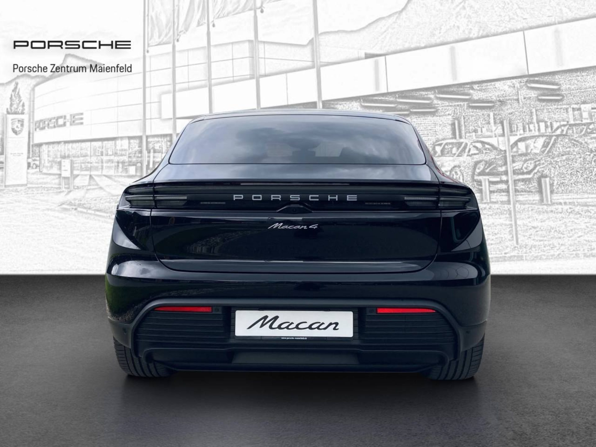PORSCHE Macan 4-image-9