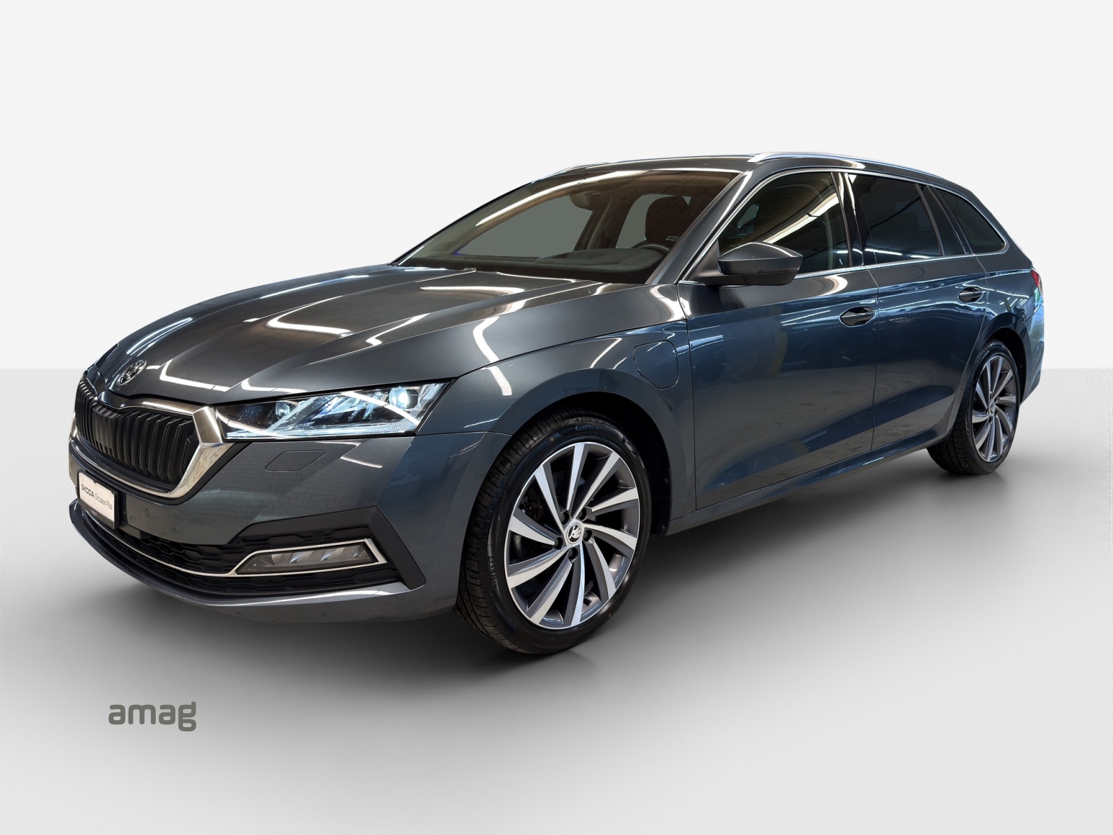 SKODA Octavia Combi 1.4 TSI PHEV DSG Style-image-0
