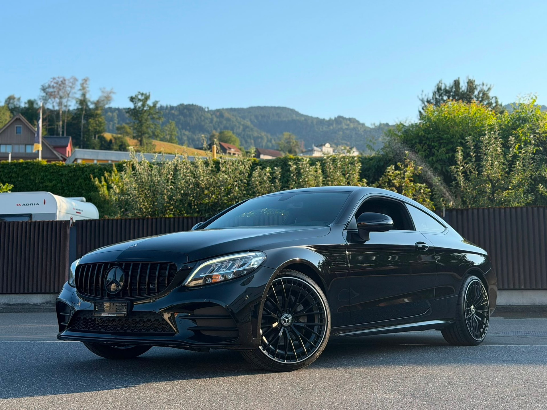 MERCEDES-BENZ C 200 Coupé 4Matic AMG Line 9G-Tronic (C63 AMG Bodykit) ALL Black Edition-image-0