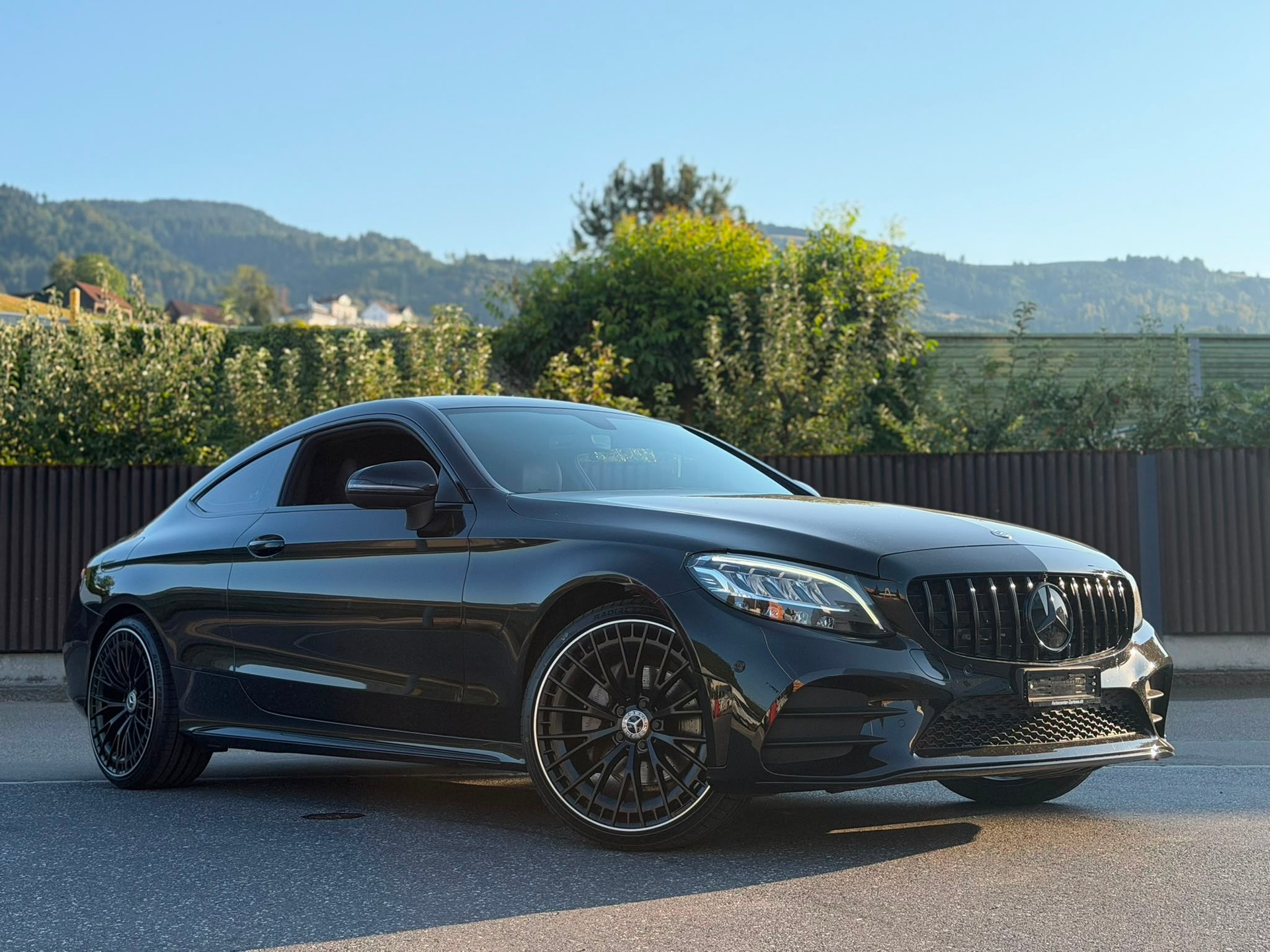 MERCEDES-BENZ C 200 Coupé 4Matic AMG Line 9G-Tronic (C63 AMG Bodykit) ALL Black Edition-image-1
