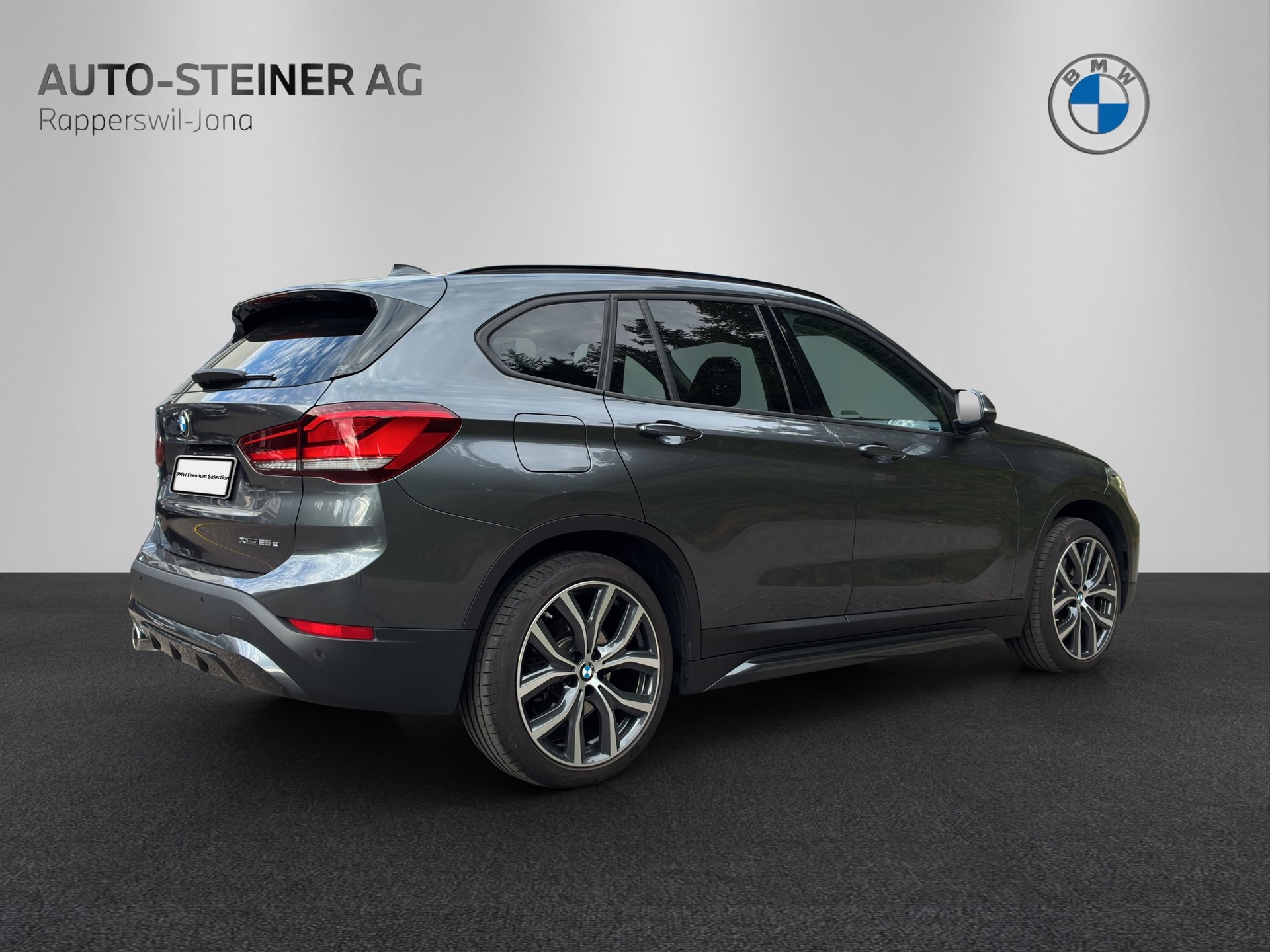 BMW X1 xDrive 25e Sport Line Steptronic-image-4