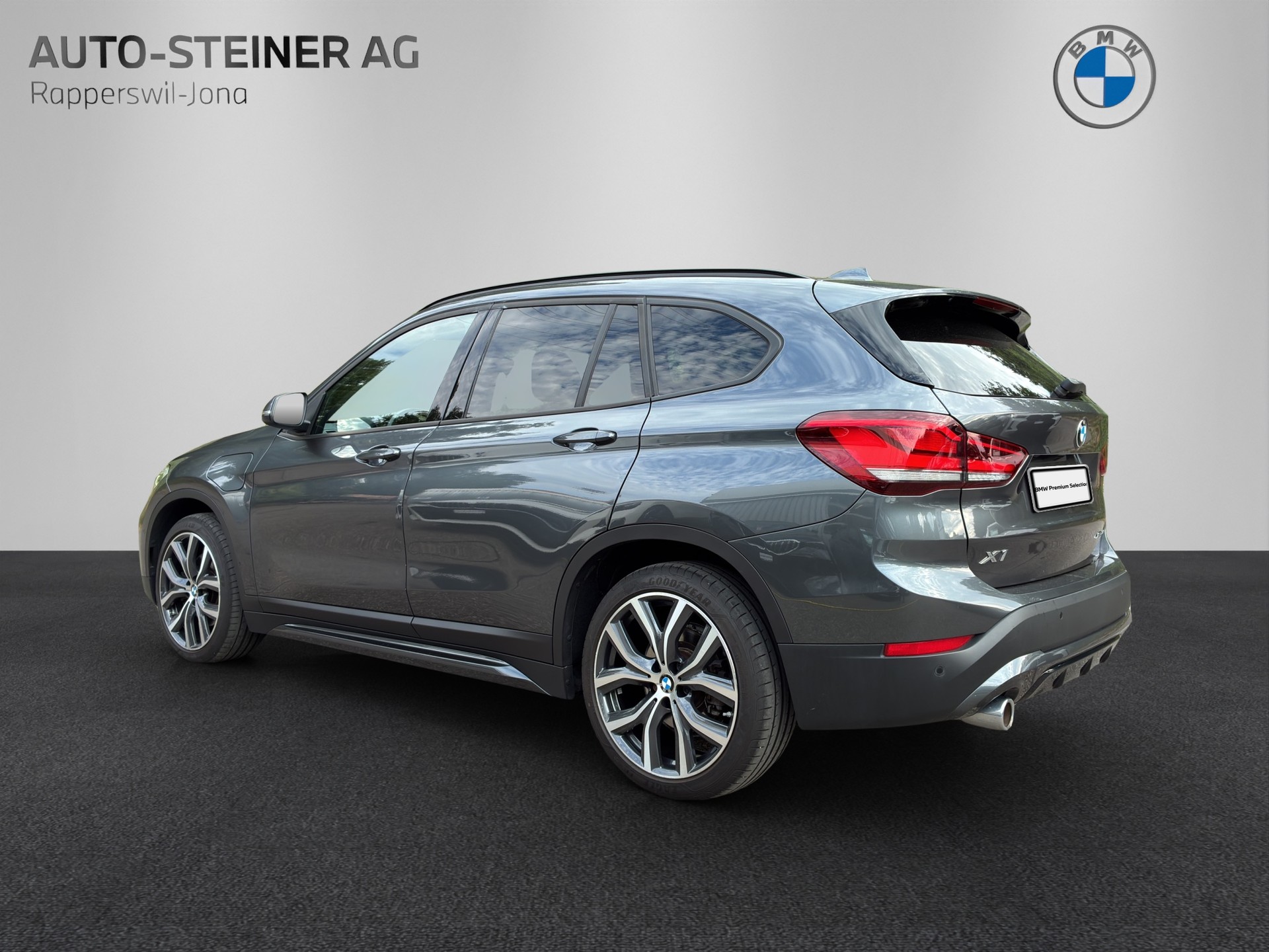 BMW X1 xDrive 25e Sport Line Steptronic-image-2