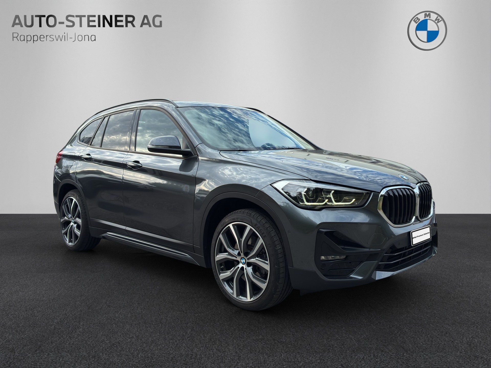 BMW X1 xDrive 25e Sport Line Steptronic-image-6