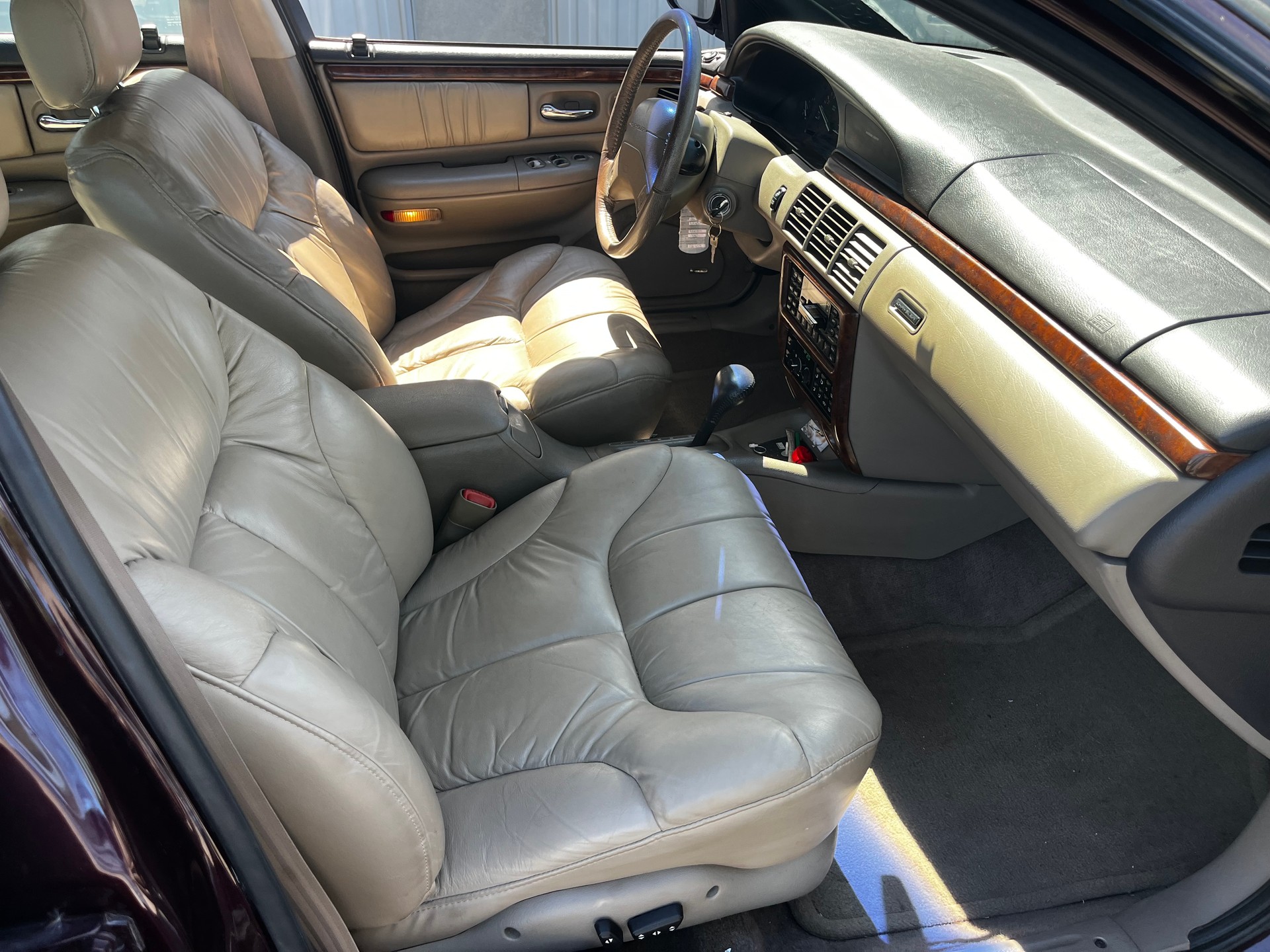 CHRYSLER New Yorker 3.5 V6-image-12