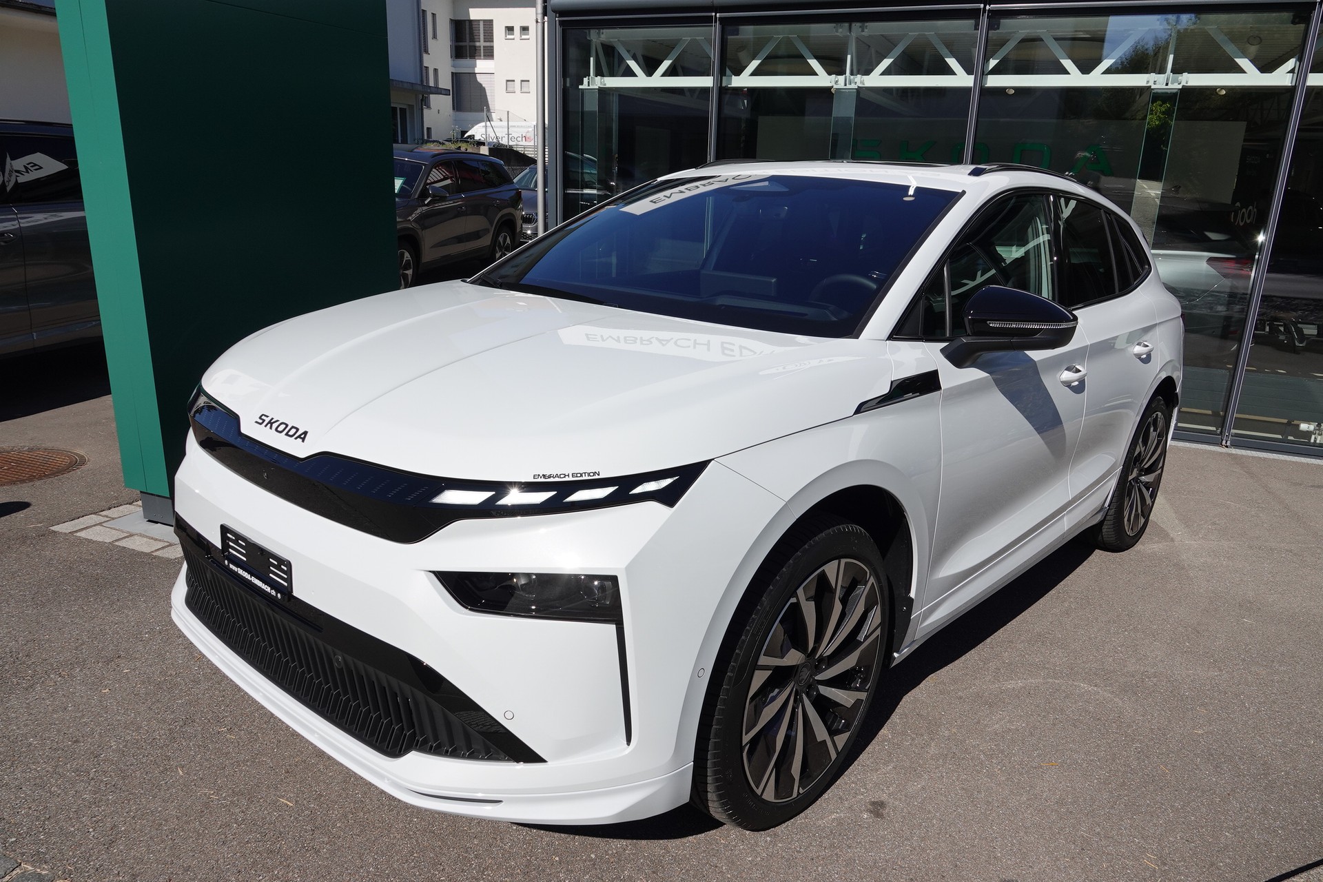 SKODA Enyaq 85x SportLine-image-2