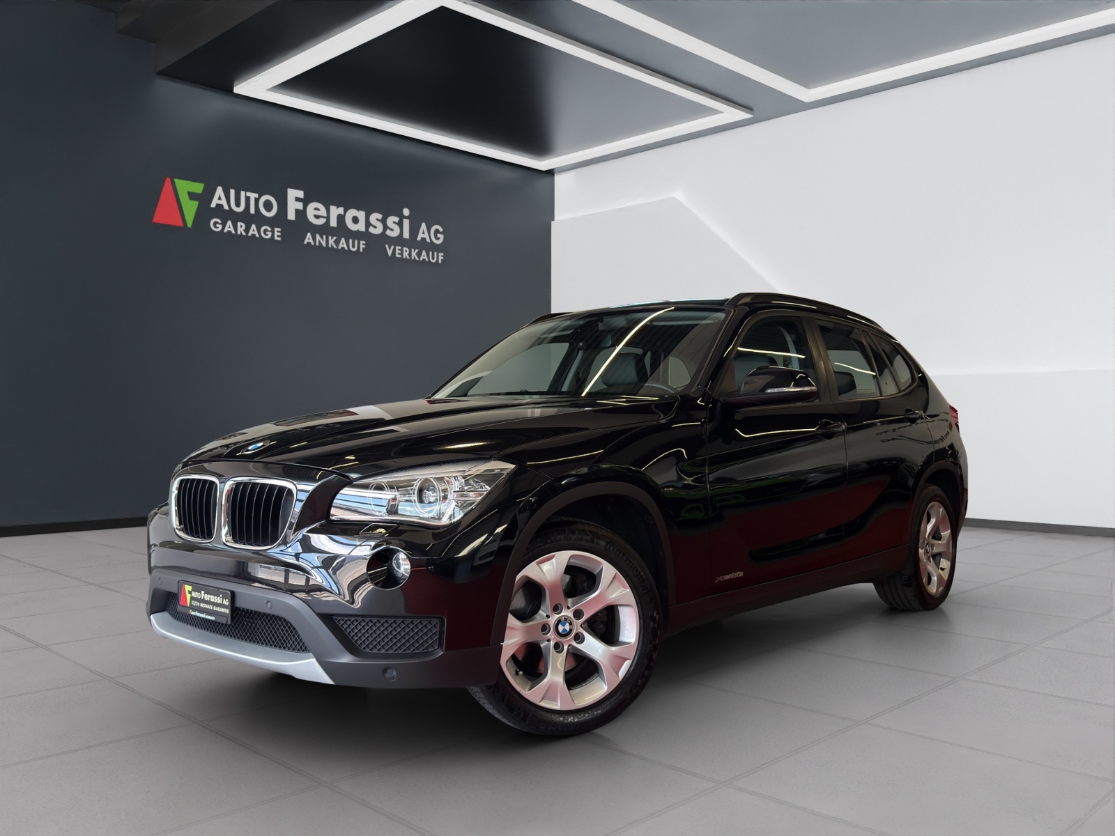BMW X1 xDrive 20i Steptronic-image-0