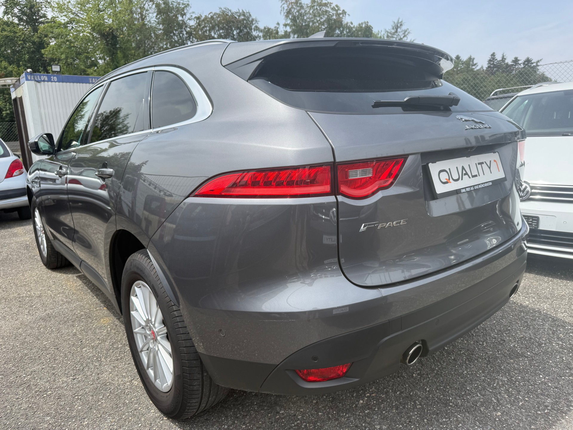 JAGUAR F-Pace 3.0 TD Prestige AWD Automatik-image-2