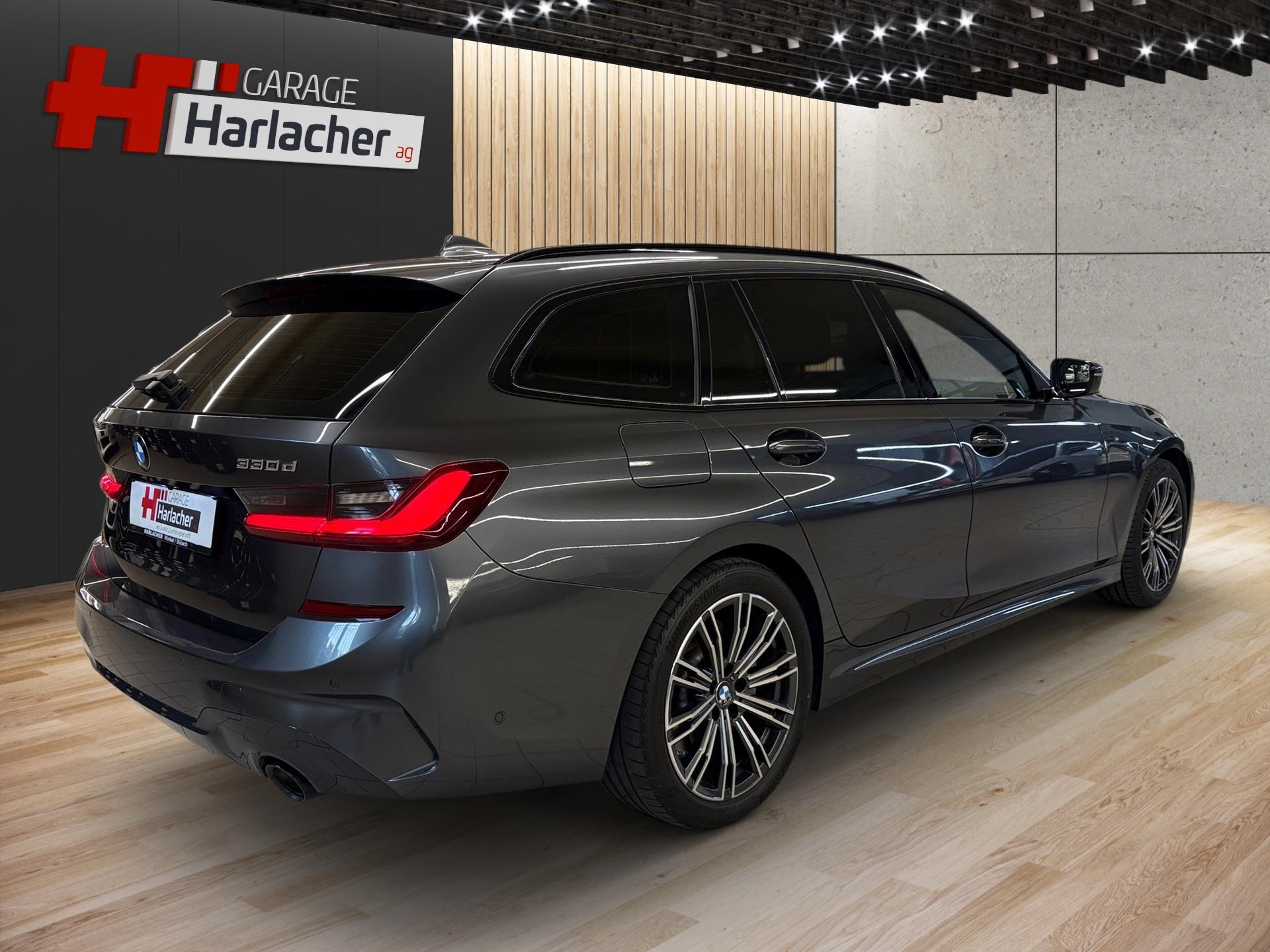 BMW 330d xDrive Touring-image-4