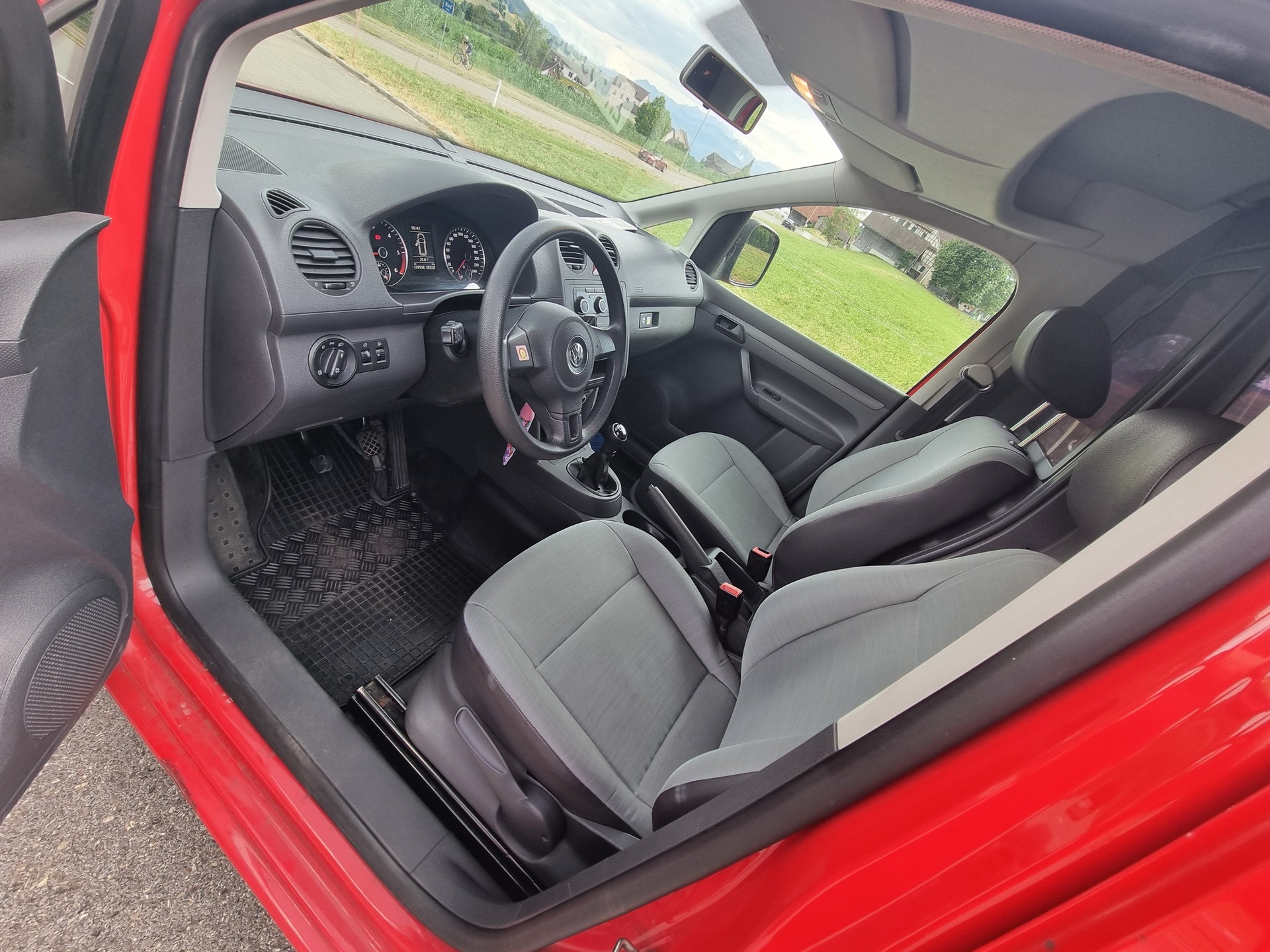 VW 1.6 TDI-image-5