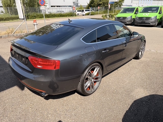 AUDI A5 Sportback 2.0 TFSI quattro S-tronic-image-2