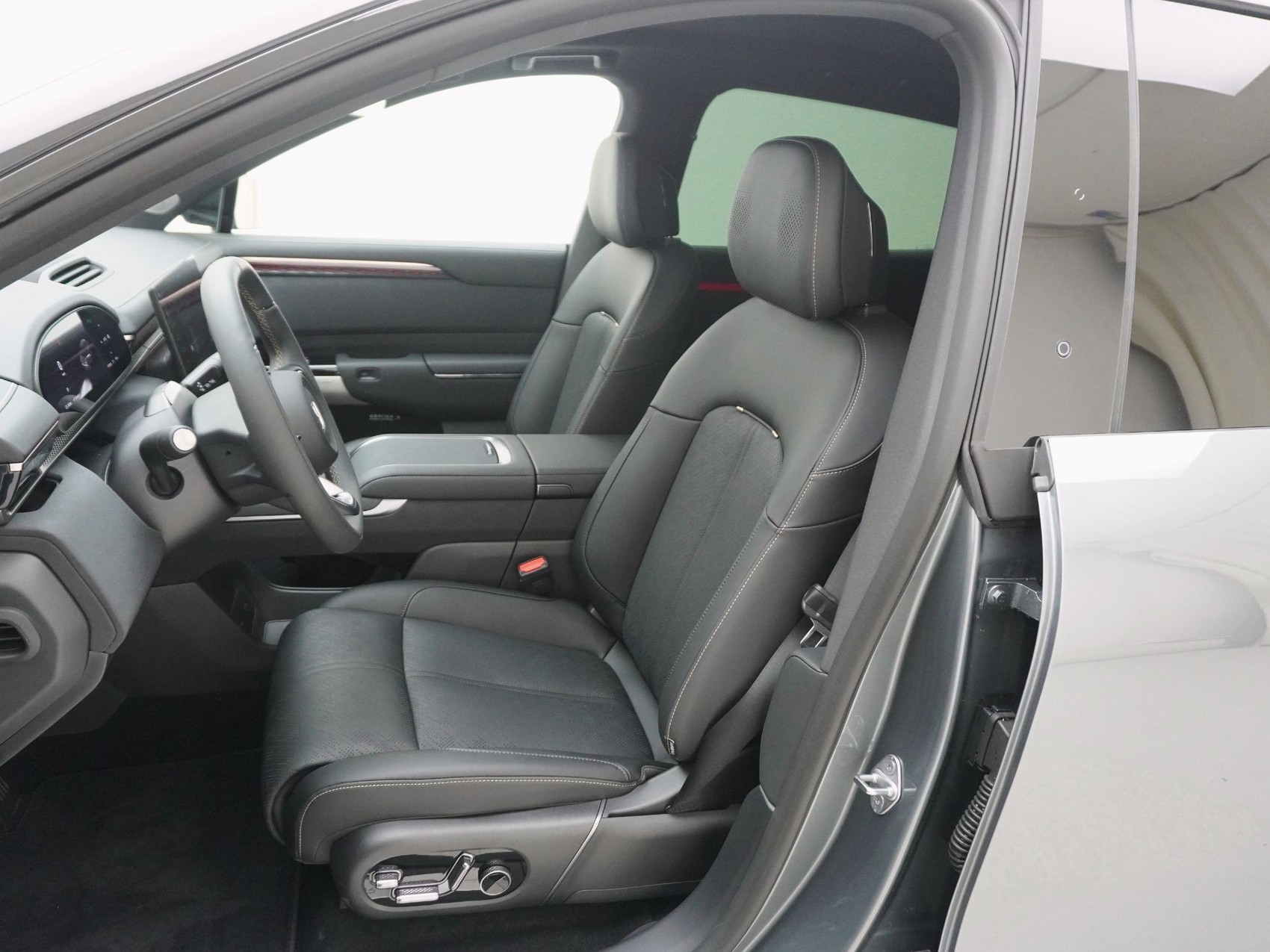 ZEEKR 7X Privilege AWD-image-12