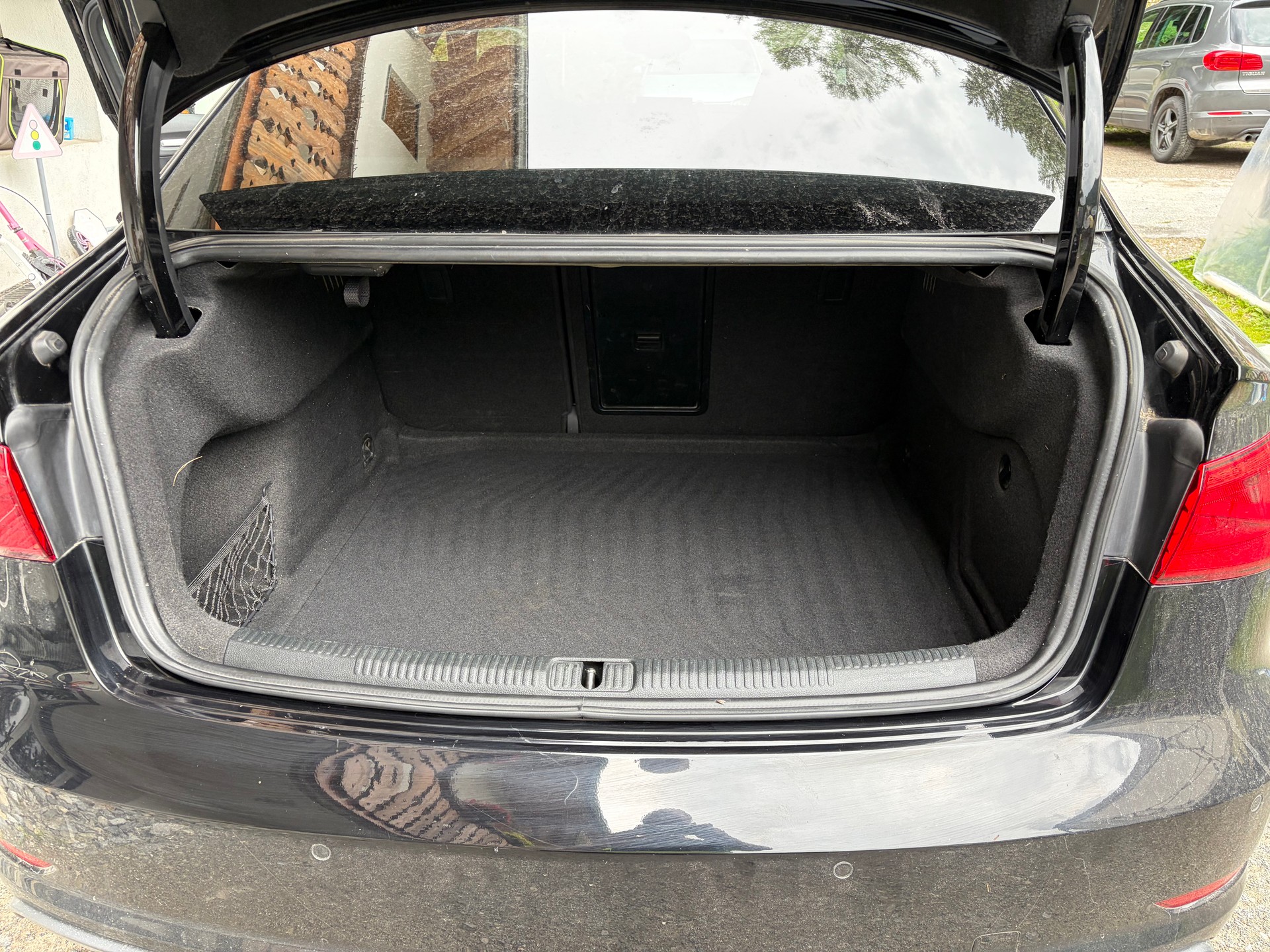 AUDI 2.0 T FSI quattro S-Tronic-image-4
