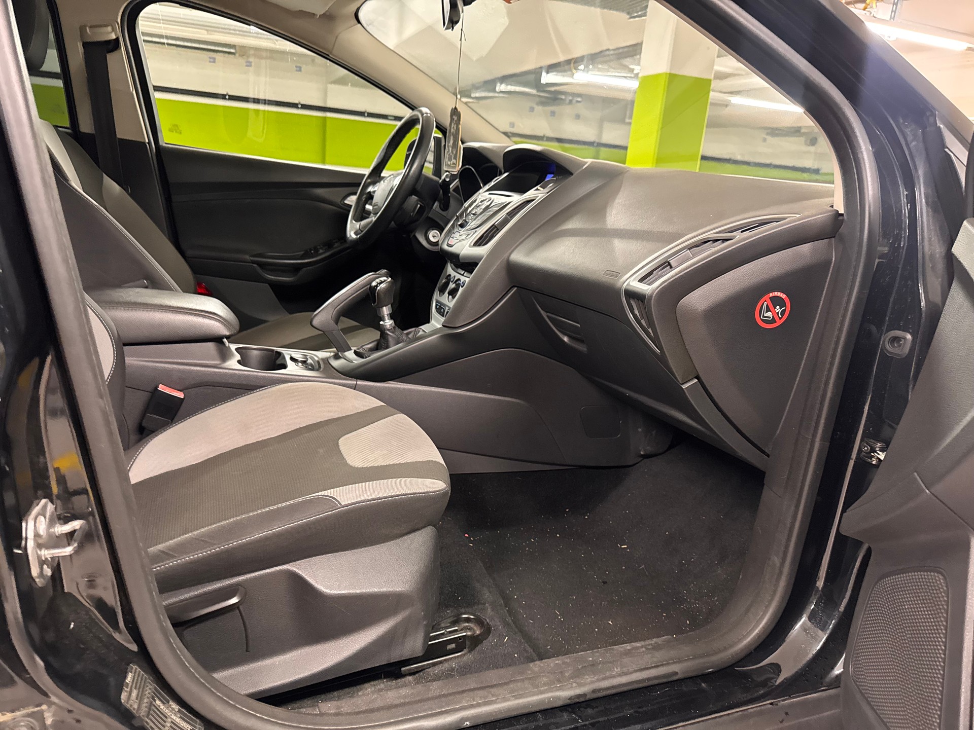 FORD Focus 1.6 SCTi Trend-image-10