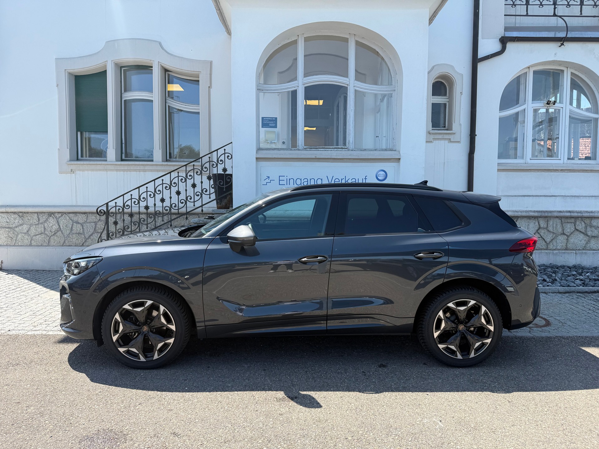 CUPRA Terramar 1.5 eTSI DSG-showroom-element-3