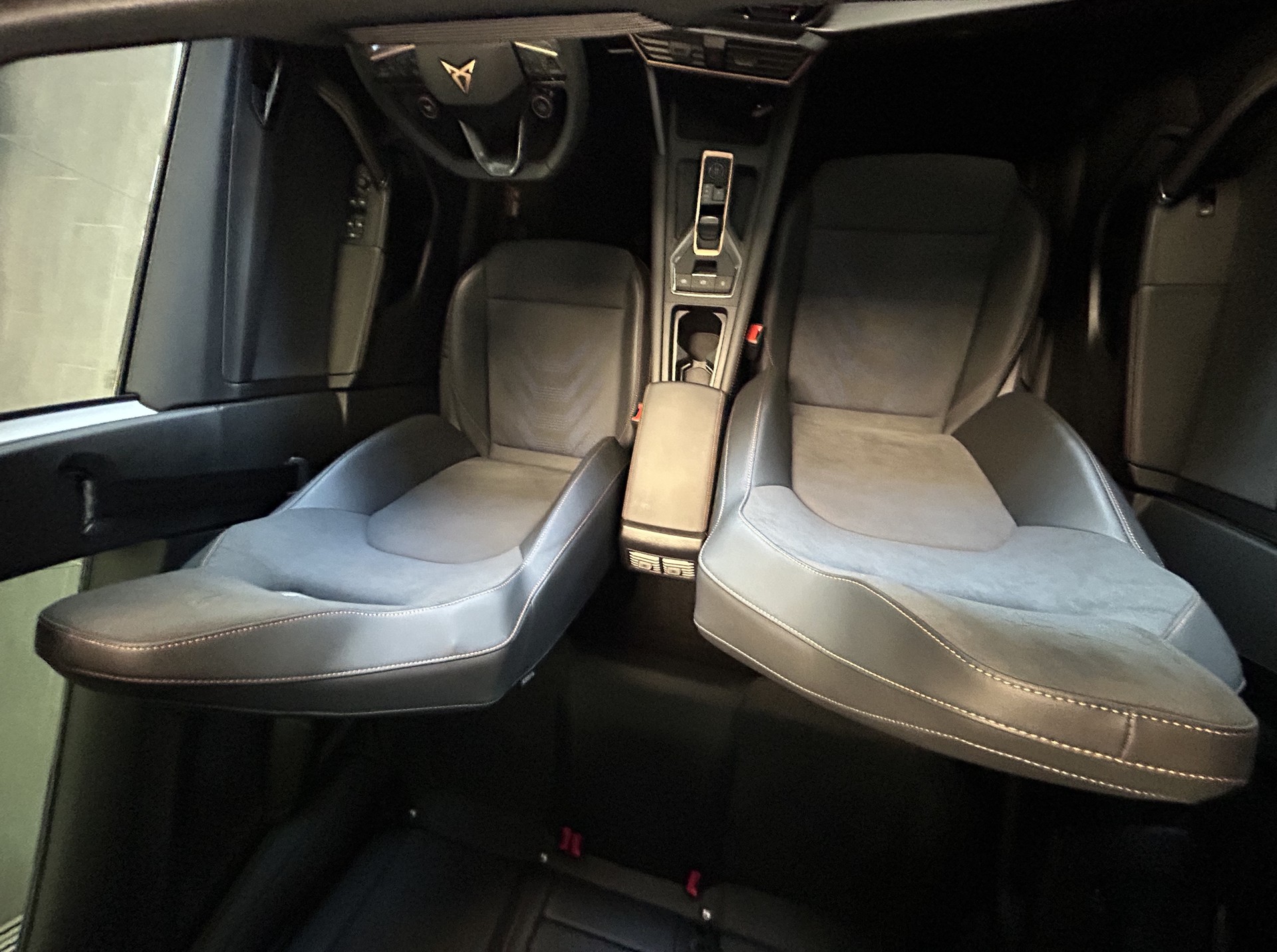 CUPRA Formentor 2.0 TSI VZ 4Drive DSG-image-1