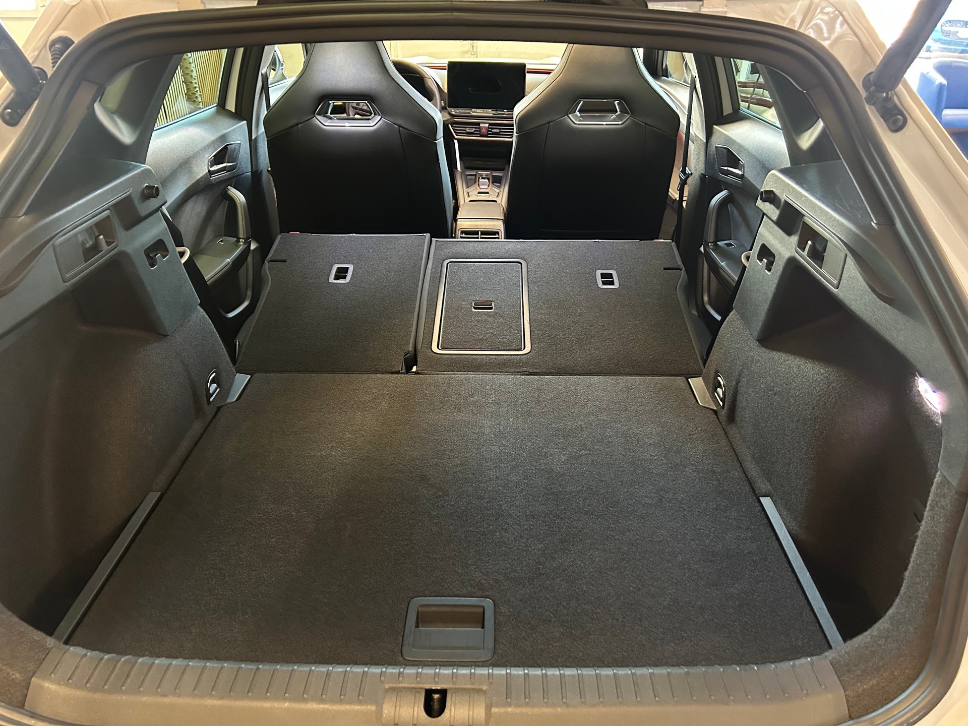 CUPRA Formentor 2.0 TSI VZ 4Drive DSG-image-22
