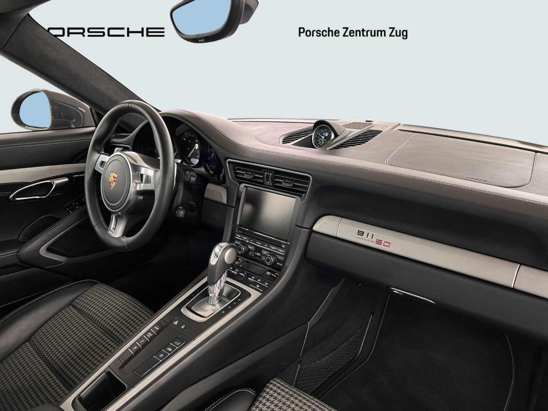 PORSCHE 911 Carrera S-image-17