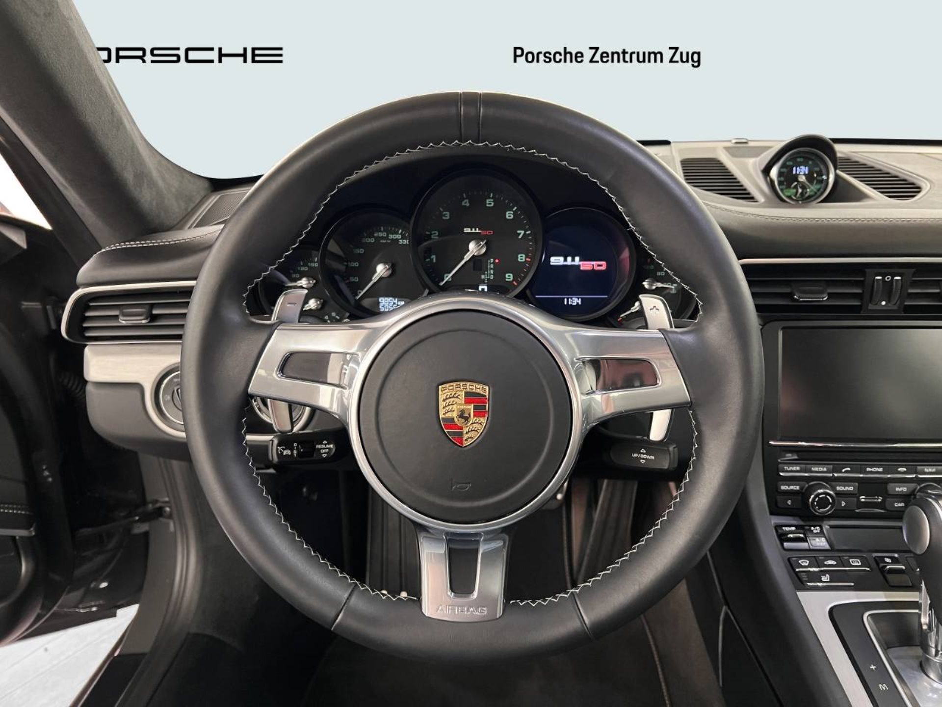 PORSCHE 911 Carrera S-image-14