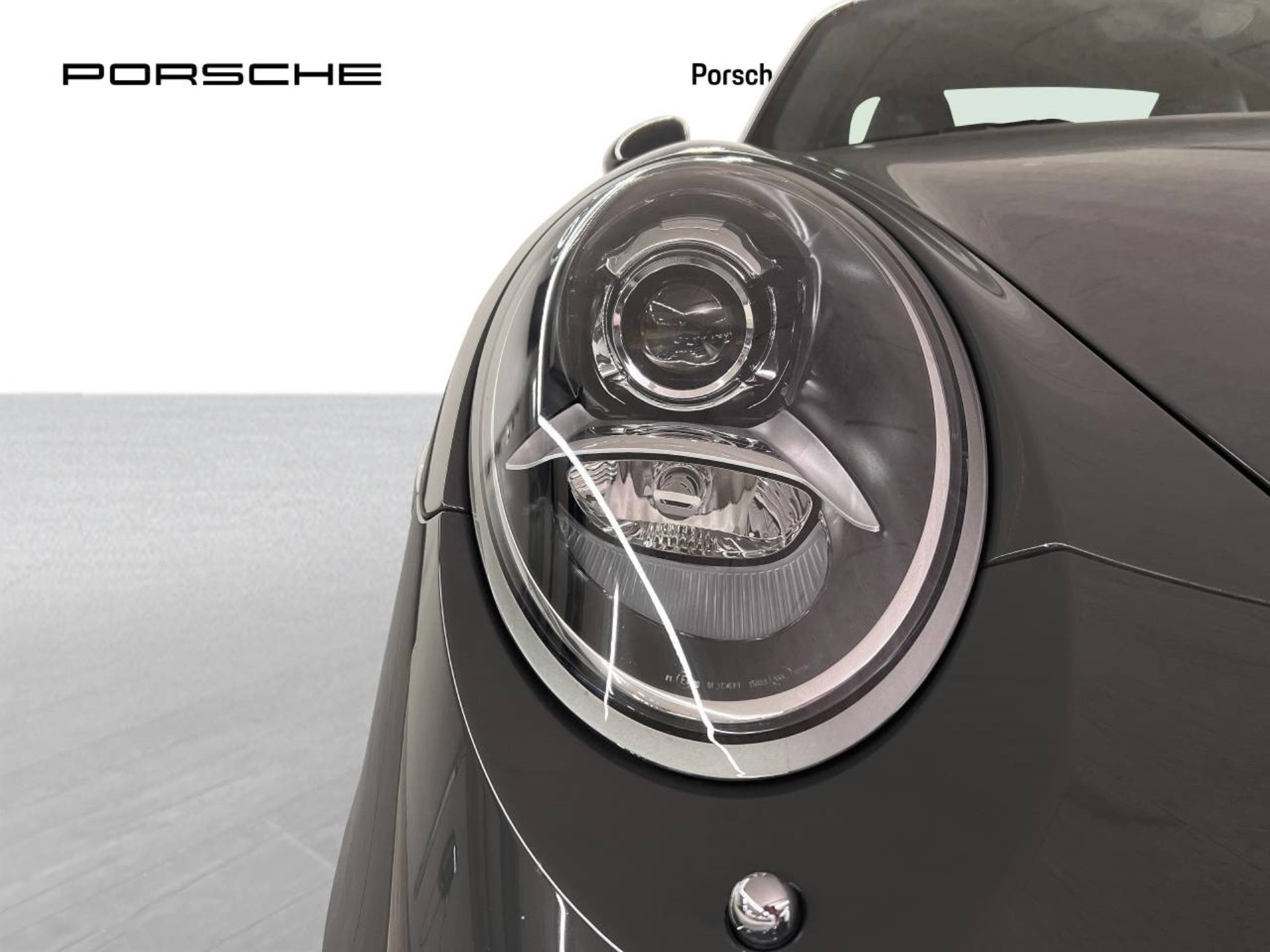 PORSCHE 911 Carrera S-image-11