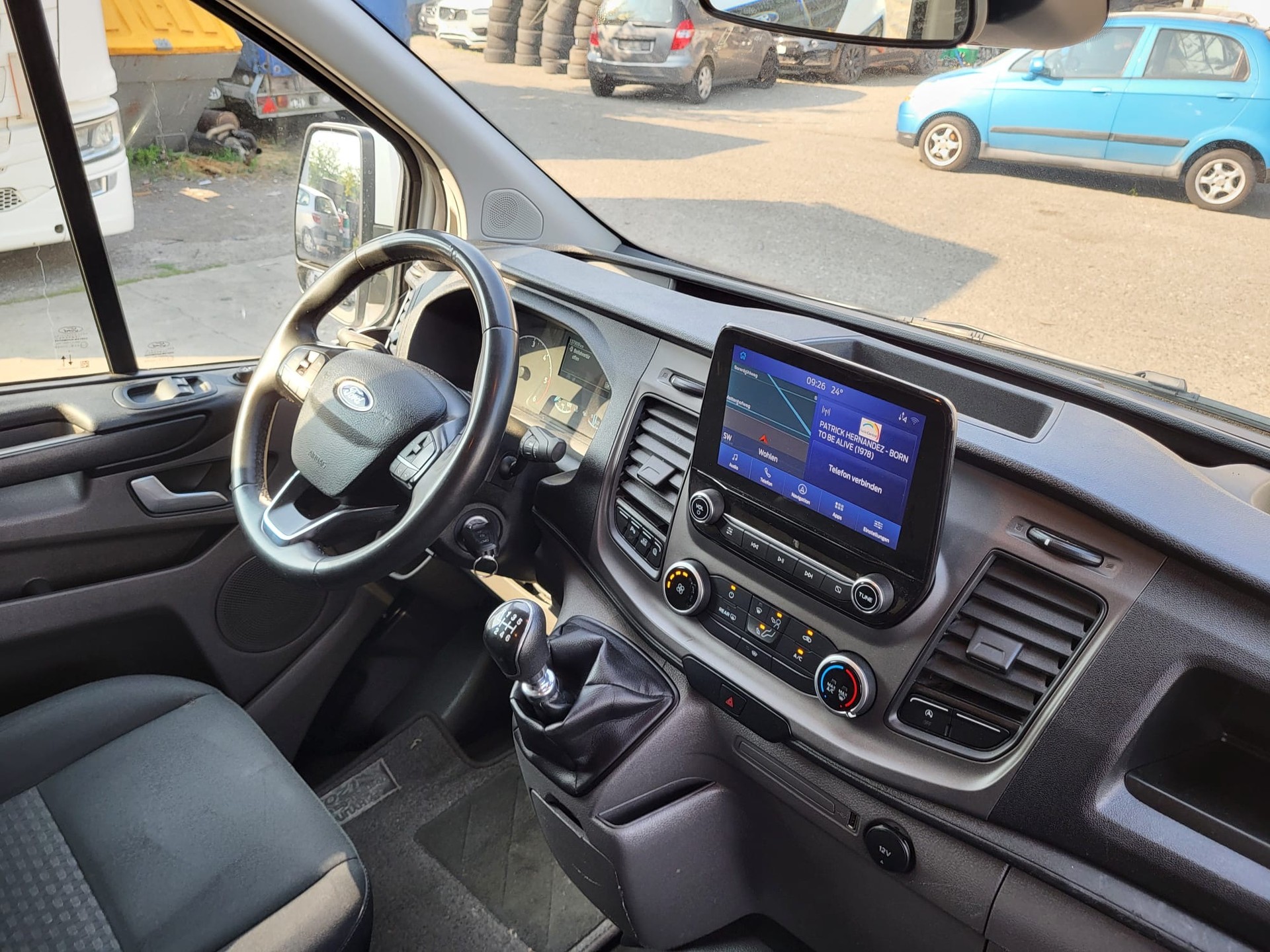 FORD Transit Custom Van 300 L1H1 Trend-image-8
