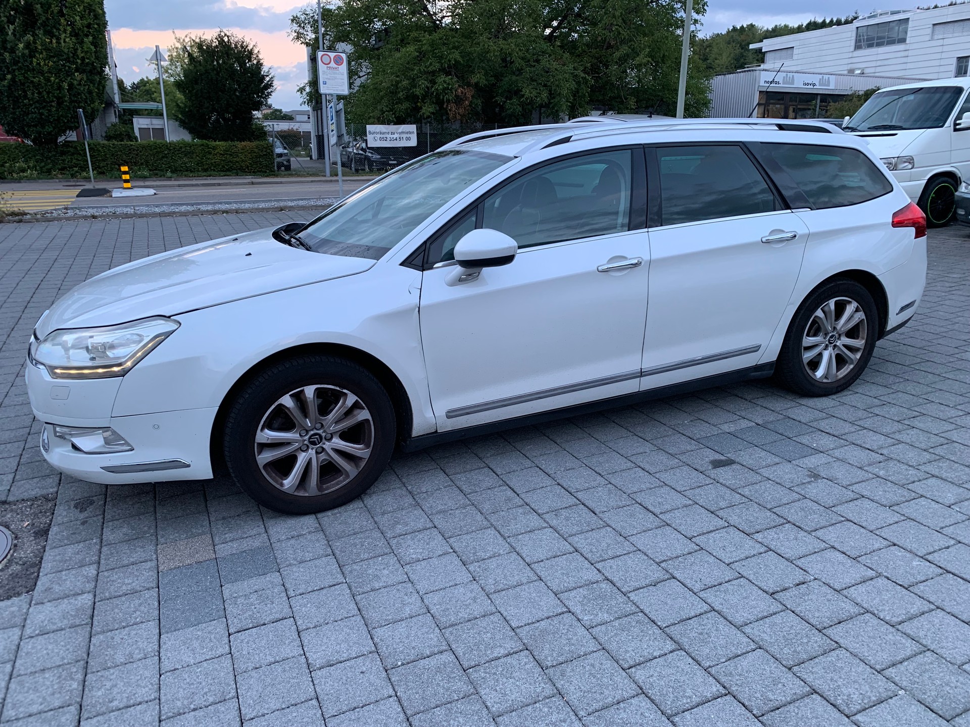 CITROEN C5 Tourer 2.0 HDi Exclusive Automatic-image-5