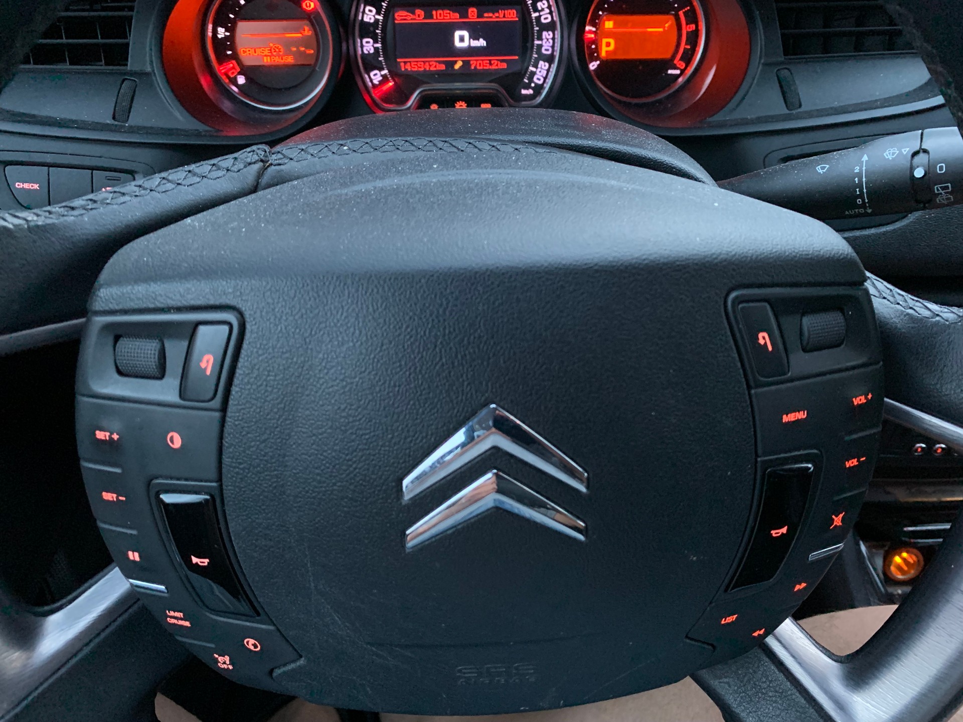 CITROEN C5 Tourer 2.0 HDi Exclusive Automatic-image-12