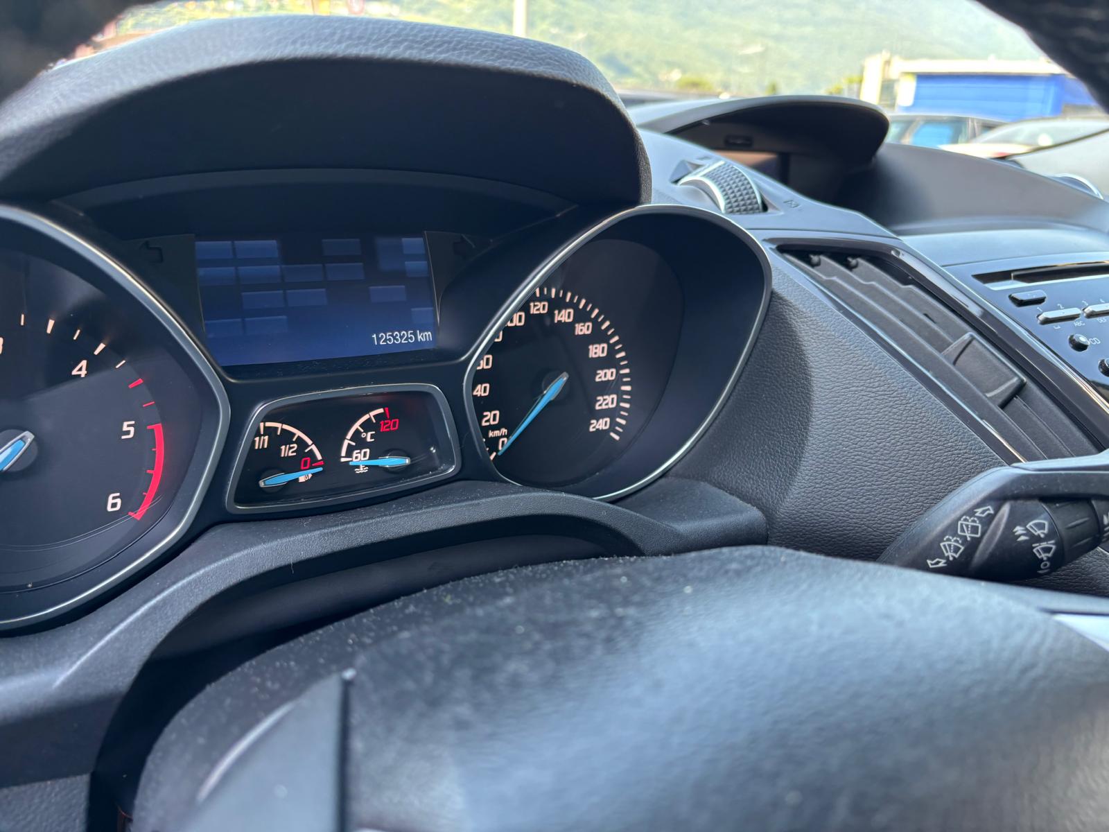 FORD Kuga 2.0 TDCi Titanium S 4WD PowerShift-image-6