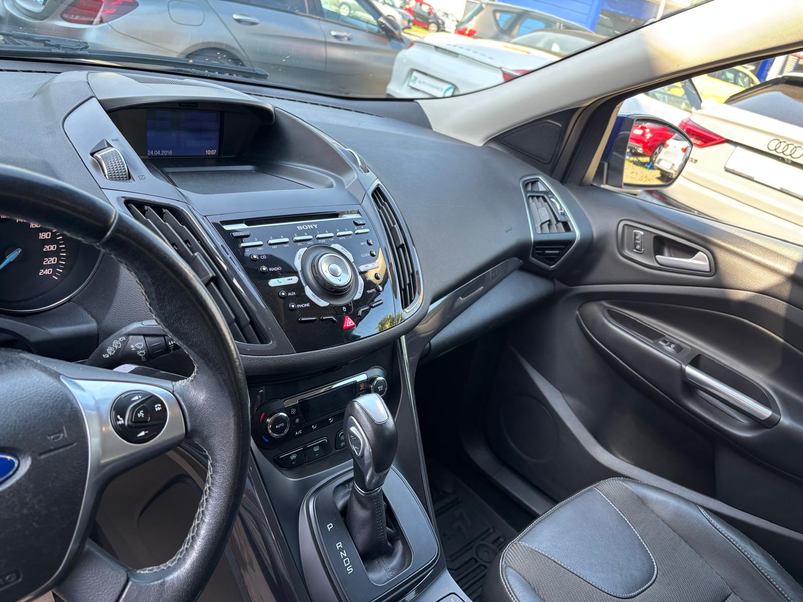 FORD Kuga 2.0 TDCi Titanium S 4WD PowerShift-image-7