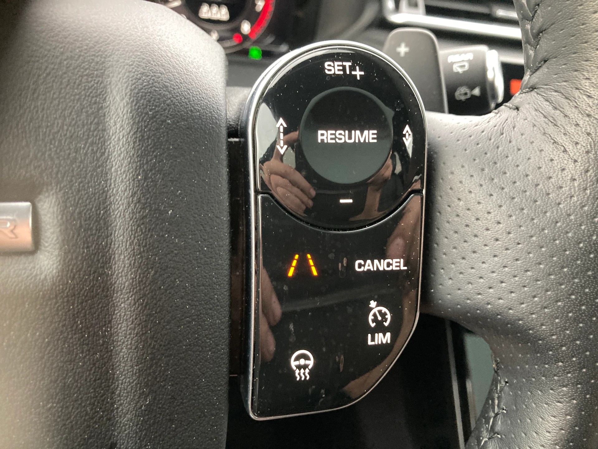 LAND ROVER Range Rover Velar P 250 S Automatic-image-12