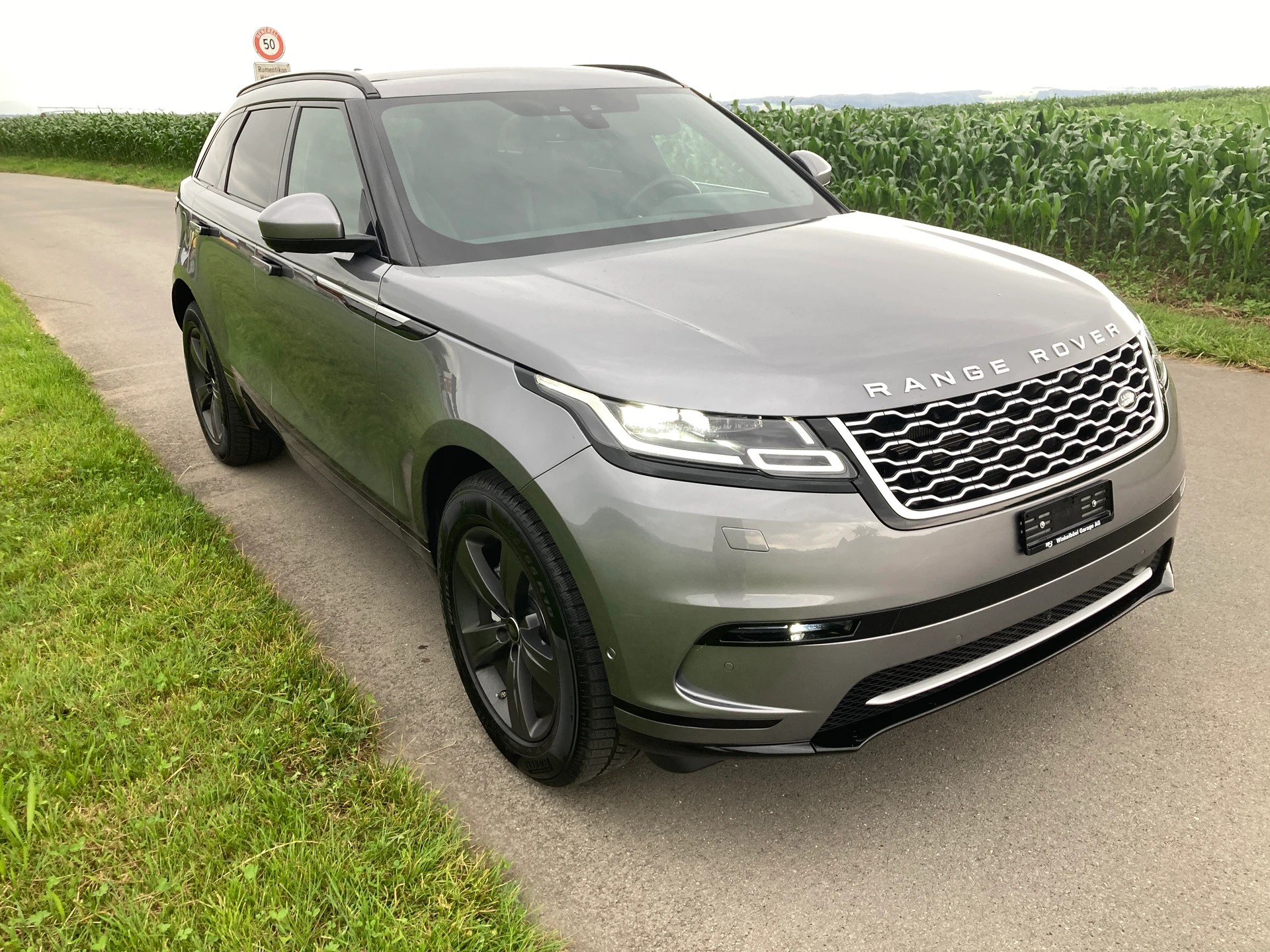 LAND ROVER Range Rover Velar P 250 S Automatic-image-1