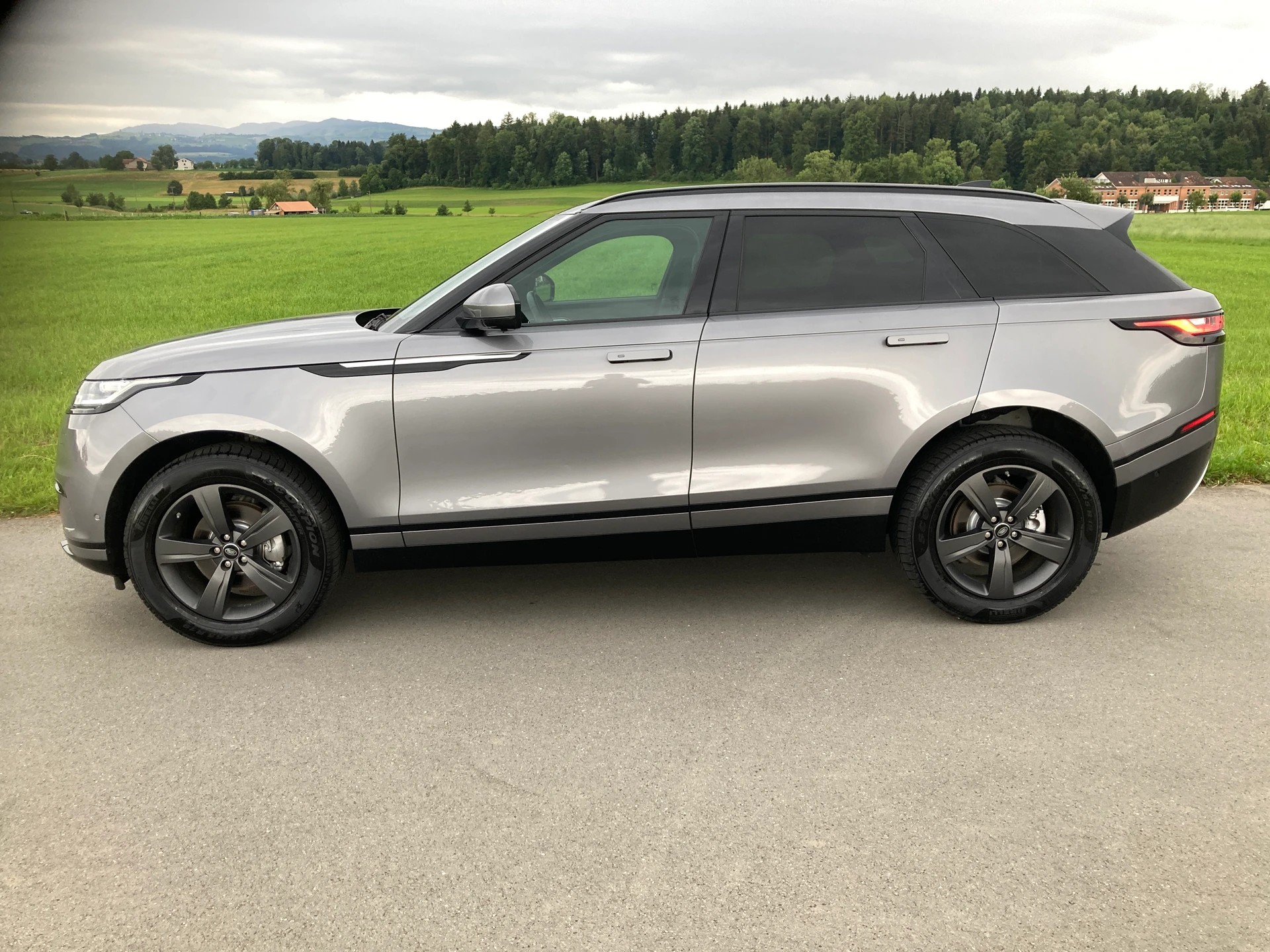 LAND ROVER Range Rover Velar P 250 S Automatic-image-4