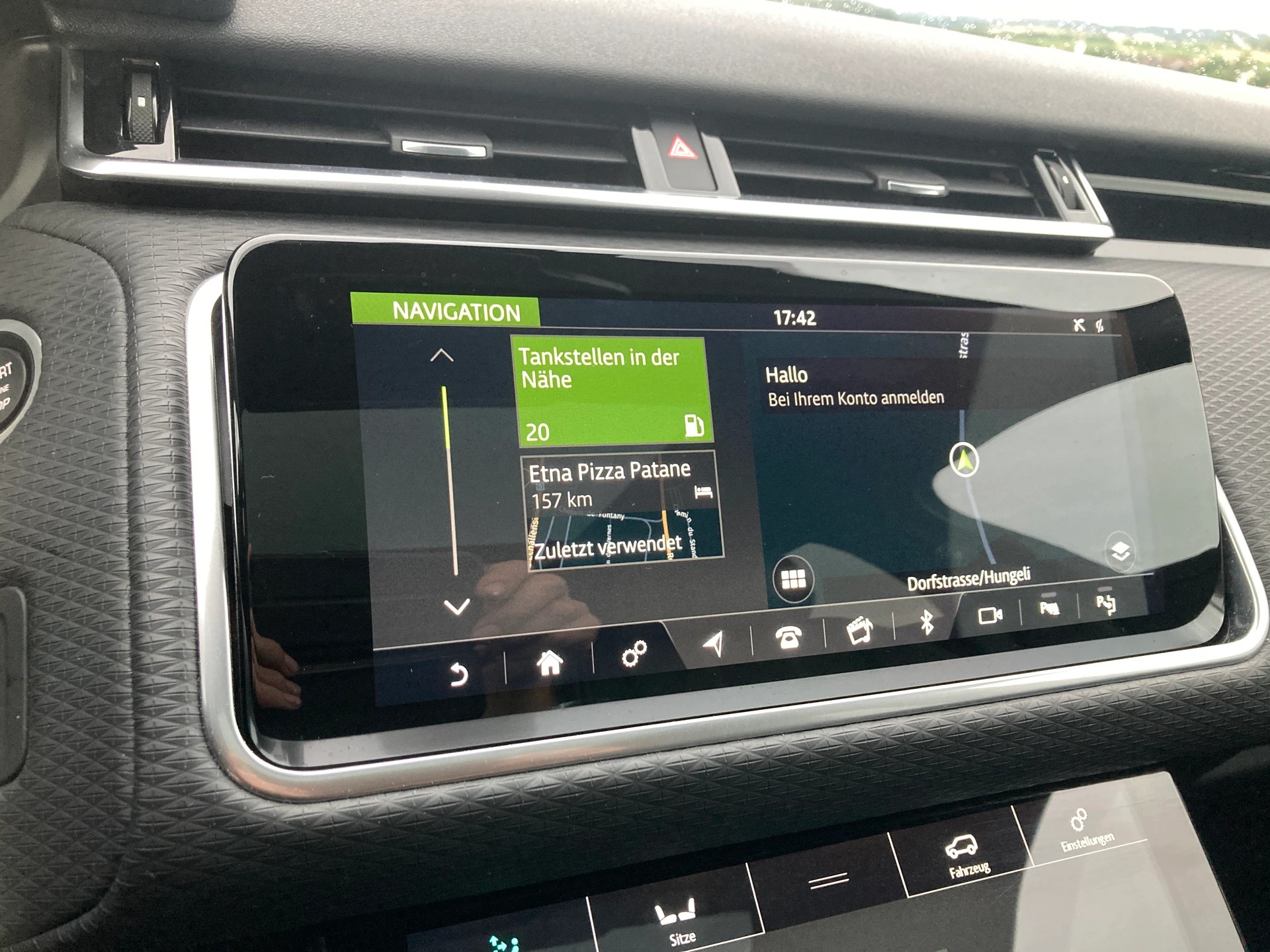 LAND ROVER Range Rover Velar P 250 S Automatic-image-9