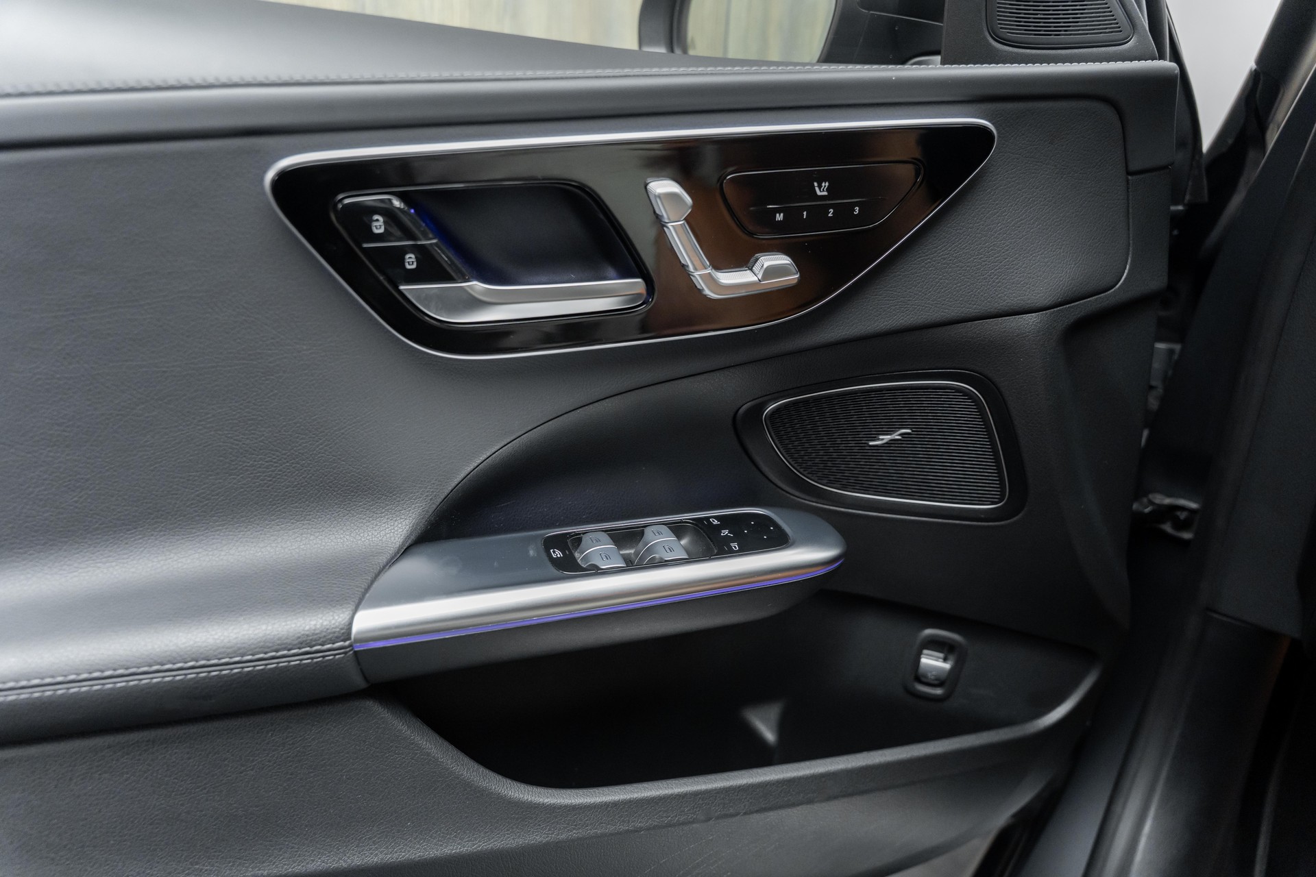 MERCEDES-BENZ C 300 T 4Matic AMG Line | Grau Magno | CH-Fz-image-23