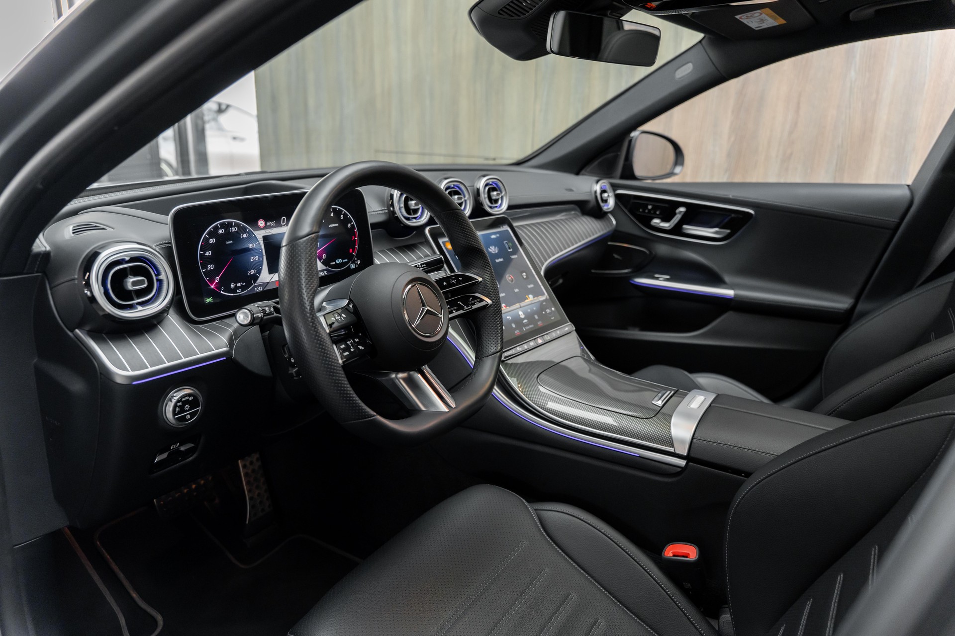 MERCEDES-BENZ C 300 T 4Matic AMG Line | Grau Magno | CH-Fz-image-3