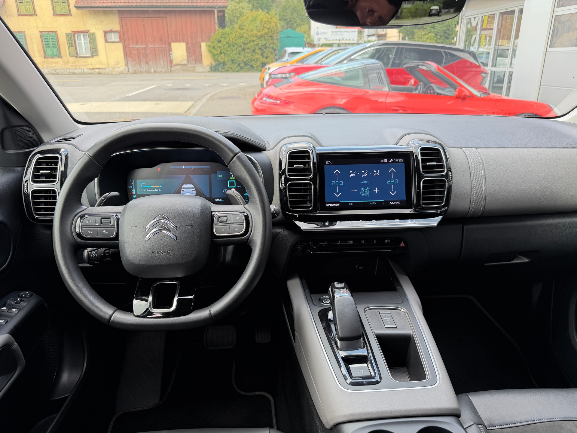 CITROEN C5 Aircross 1.6 Plug-in Hybrid Swiss Edition-image-4