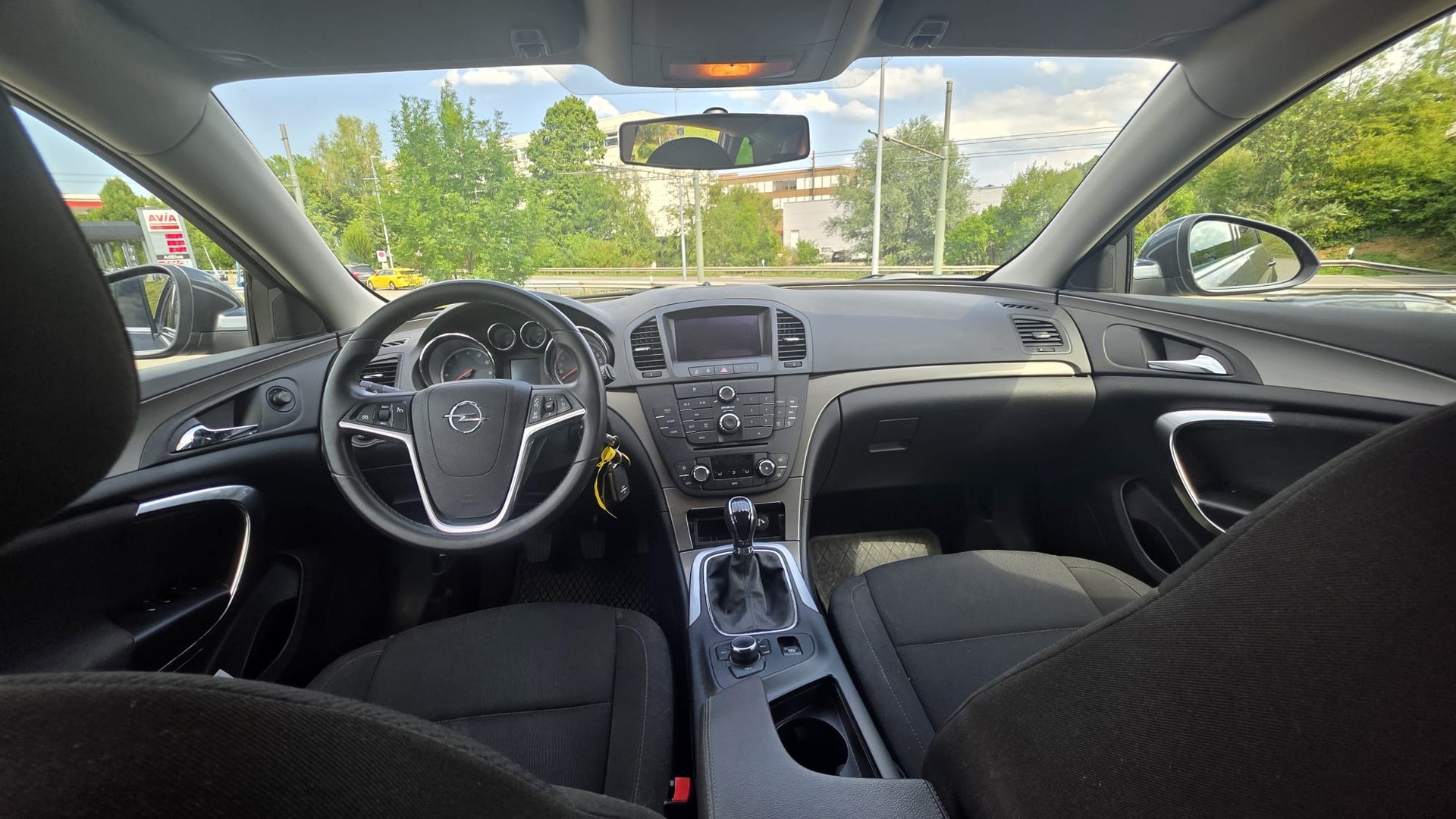 OPEL Insignia Sports Tourer 1.6 Turbo Cosmo-image-8
