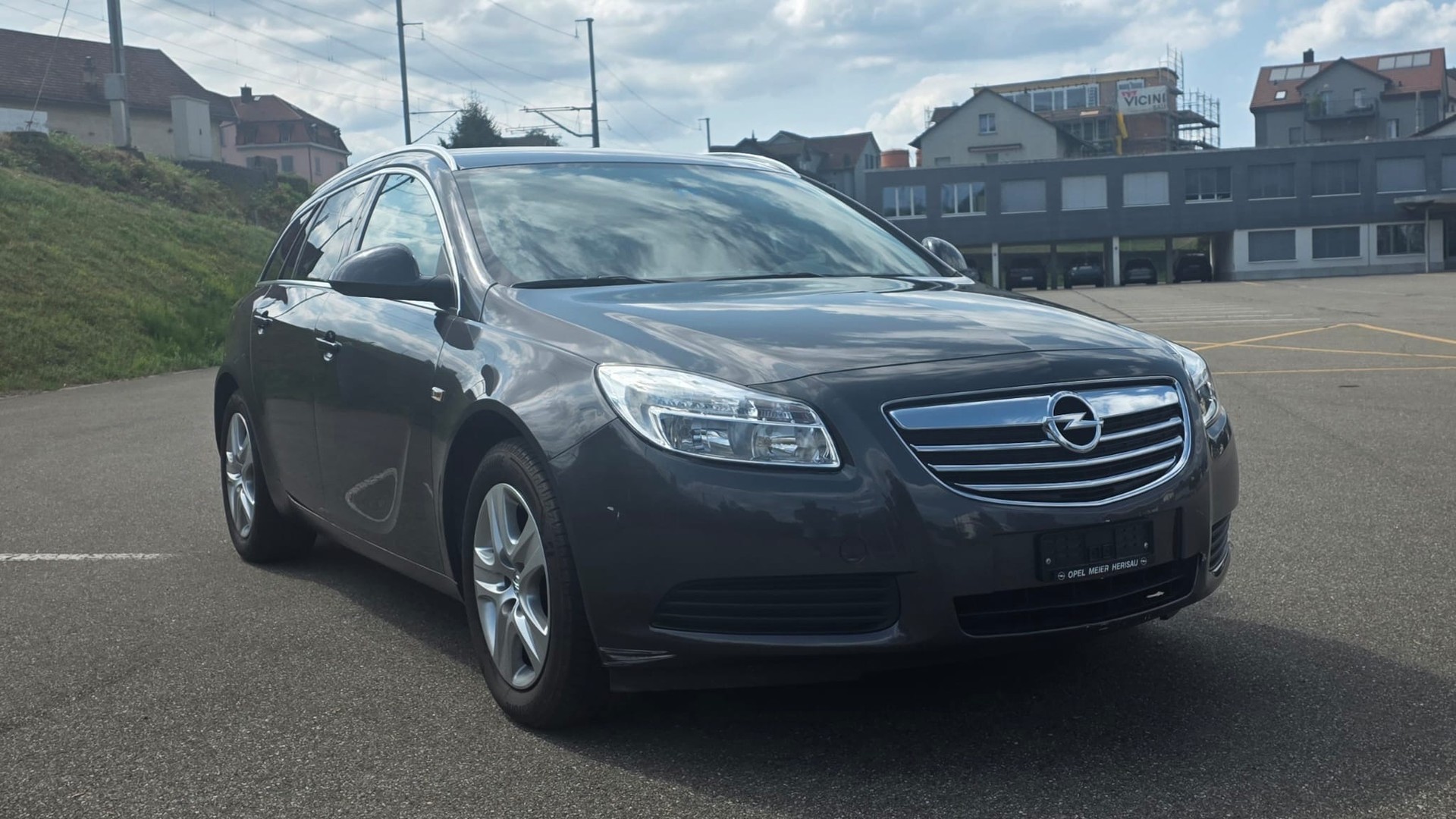 OPEL Insignia Sports Tourer 1.6 Turbo Cosmo-image-0