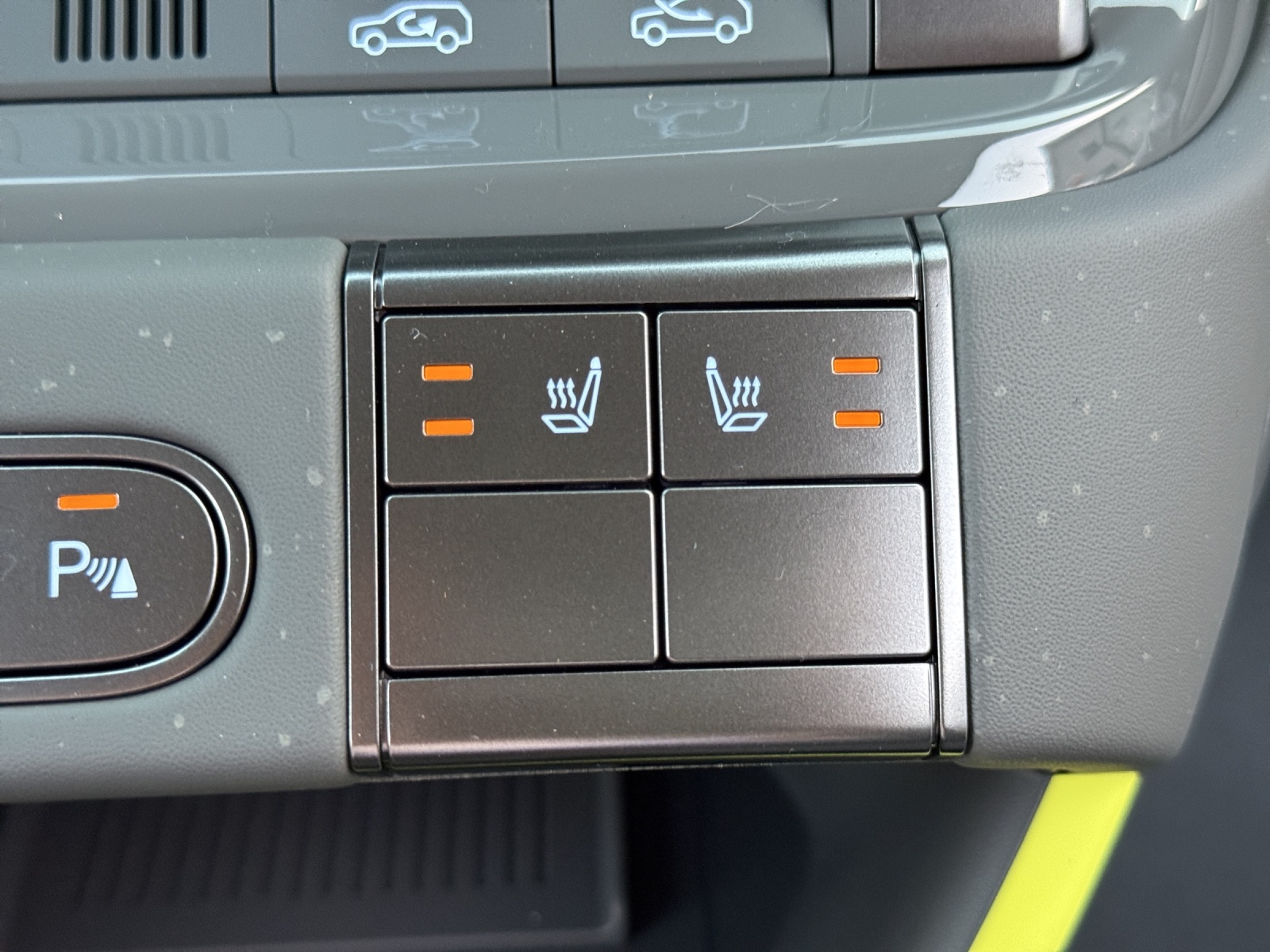 HYUNDAI Inster 49kWh Vertex Cross-image-25