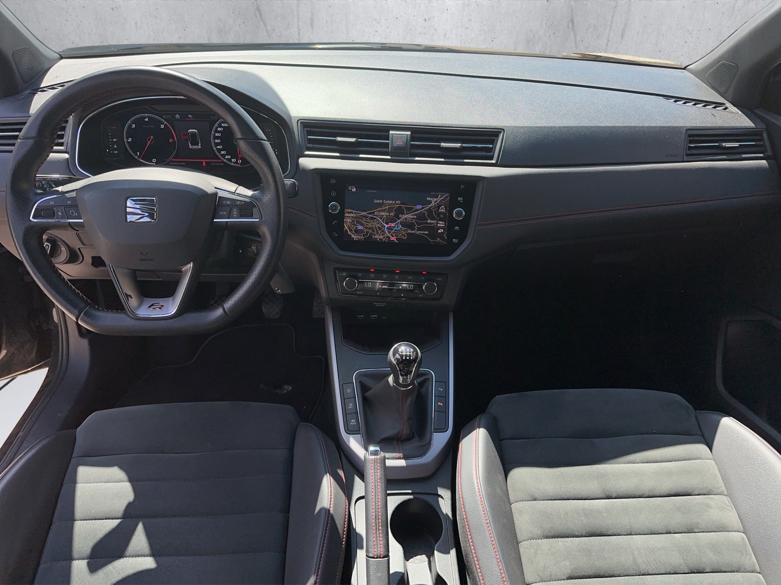SEAT Arona 1.6 FR TDI CR Reference-image-12