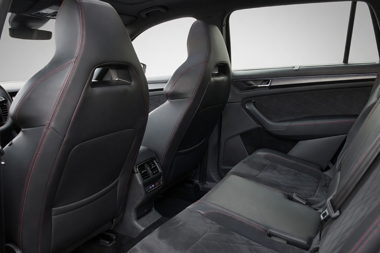 SKODA Kodiaq 2.0 Bi-TDI SCR RS 4x4 DSG-image-9