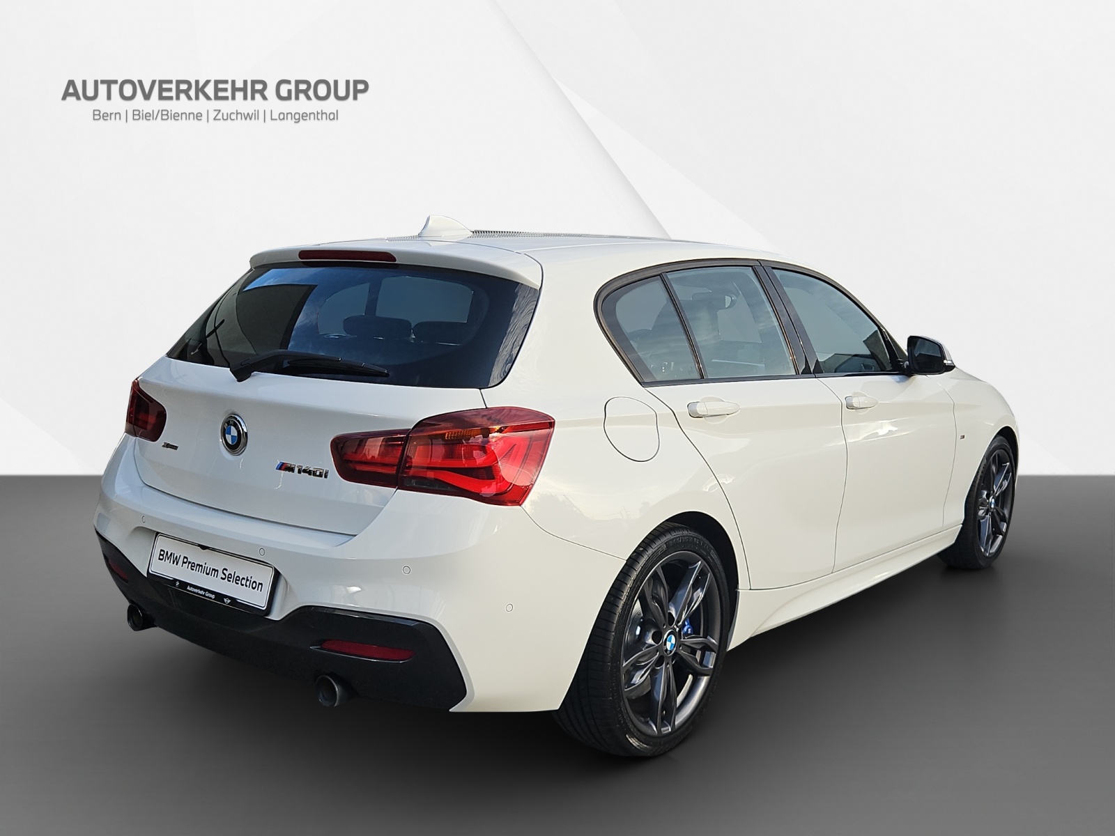 BMW M140i xDrive-image-5