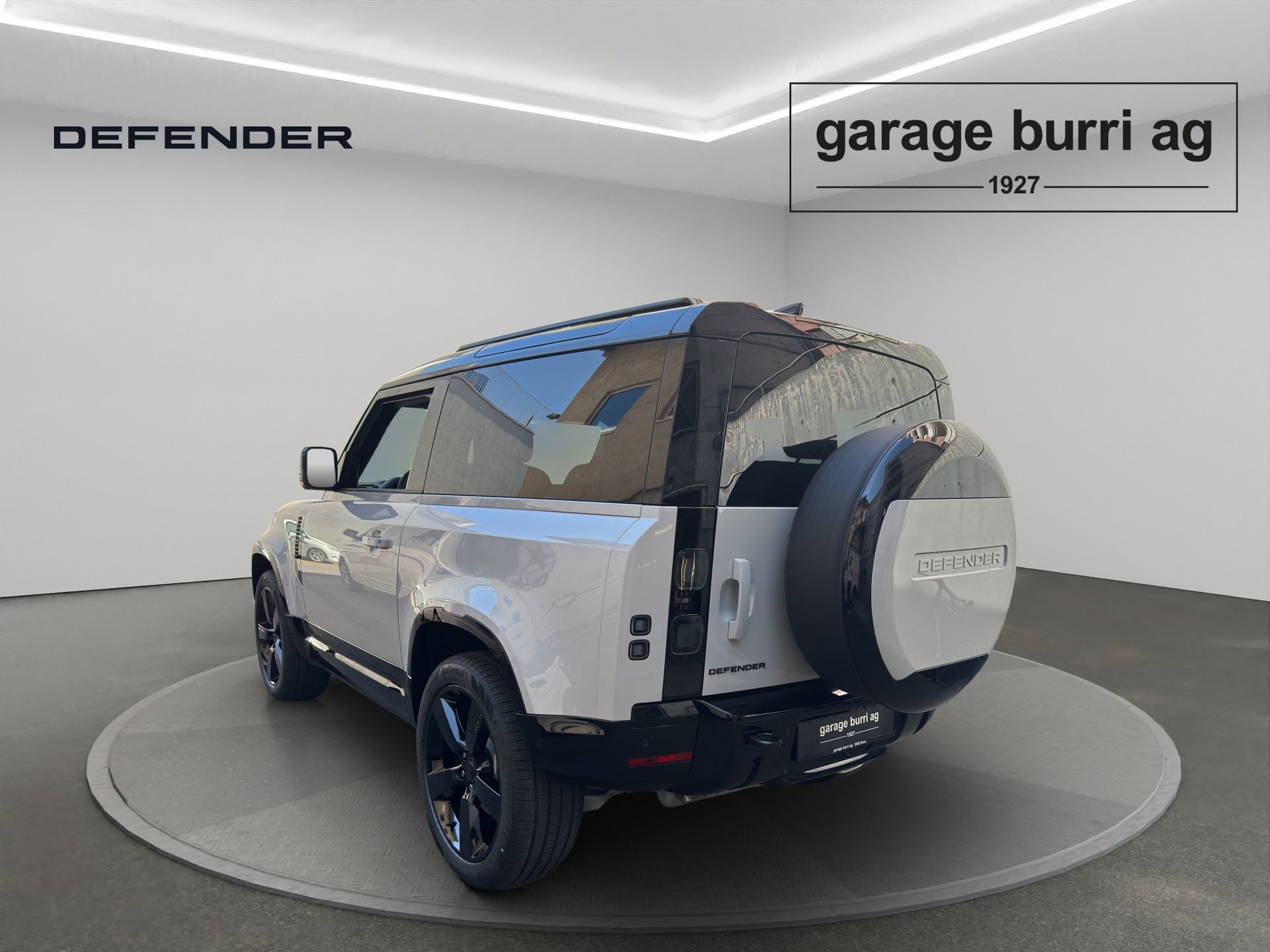 LAND ROVER Defender 90 3.0 D I6 350 X-Dynamic HSE-image-1