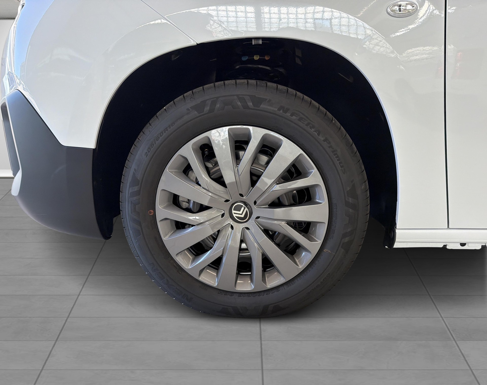 CITROEN Berlingo XL 1.5 BlueHDi 130 Tonic-image-9
