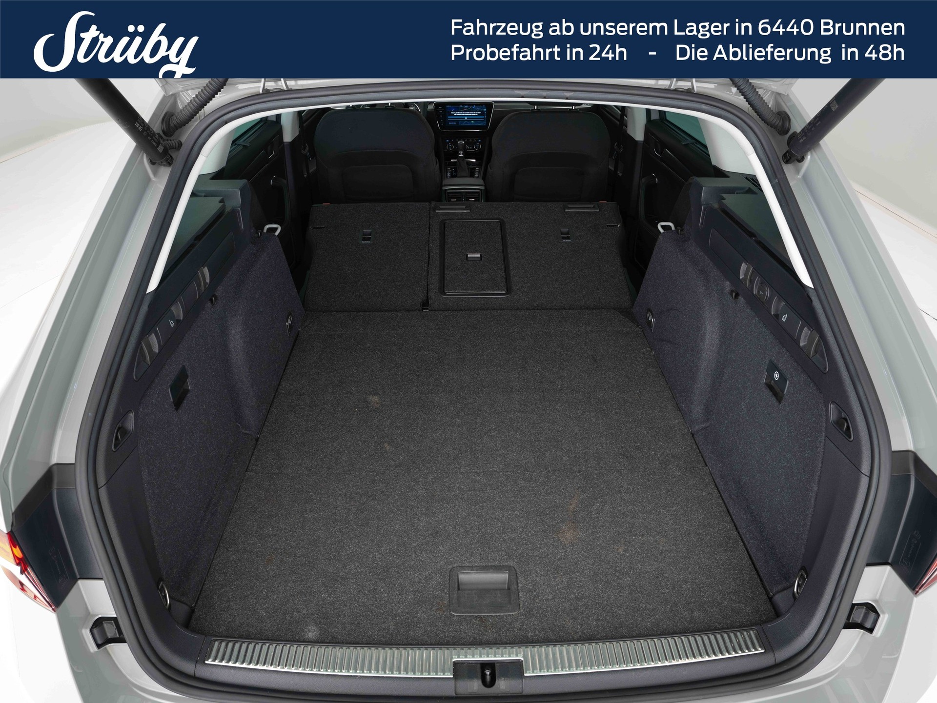 SKODA Superb Combi Scout 2.0 TSI 280PS 4x4 DSG-image-29