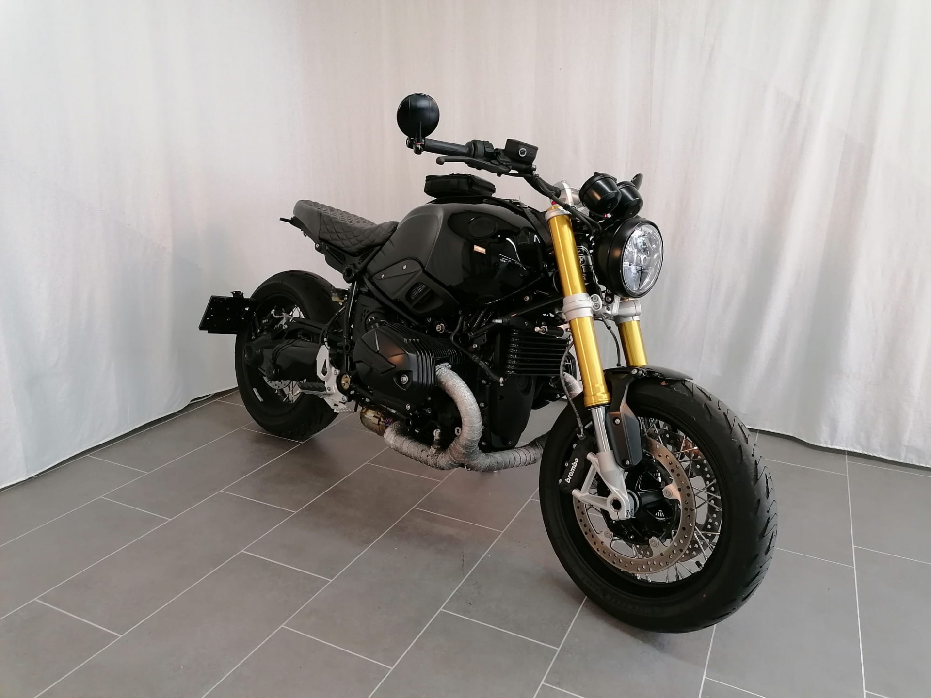 BMW R nineT Leasing Möglich-showroom-element-1