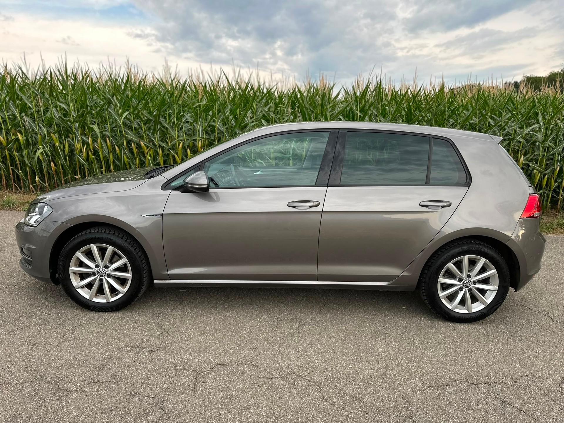 VW Golf 1.4 TSI Lounge-image-8