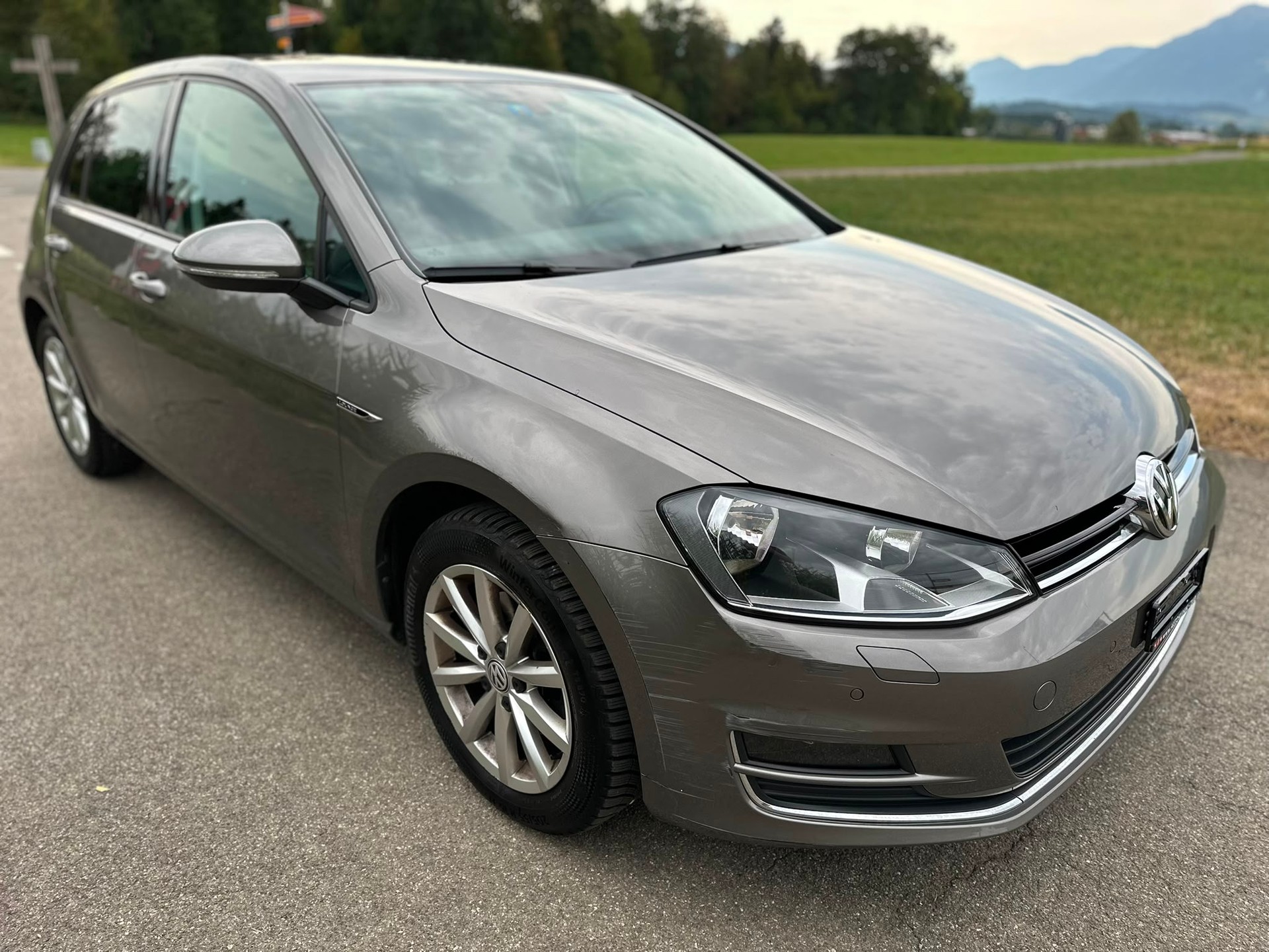 VW Golf 1.4 TSI Lounge-image-3